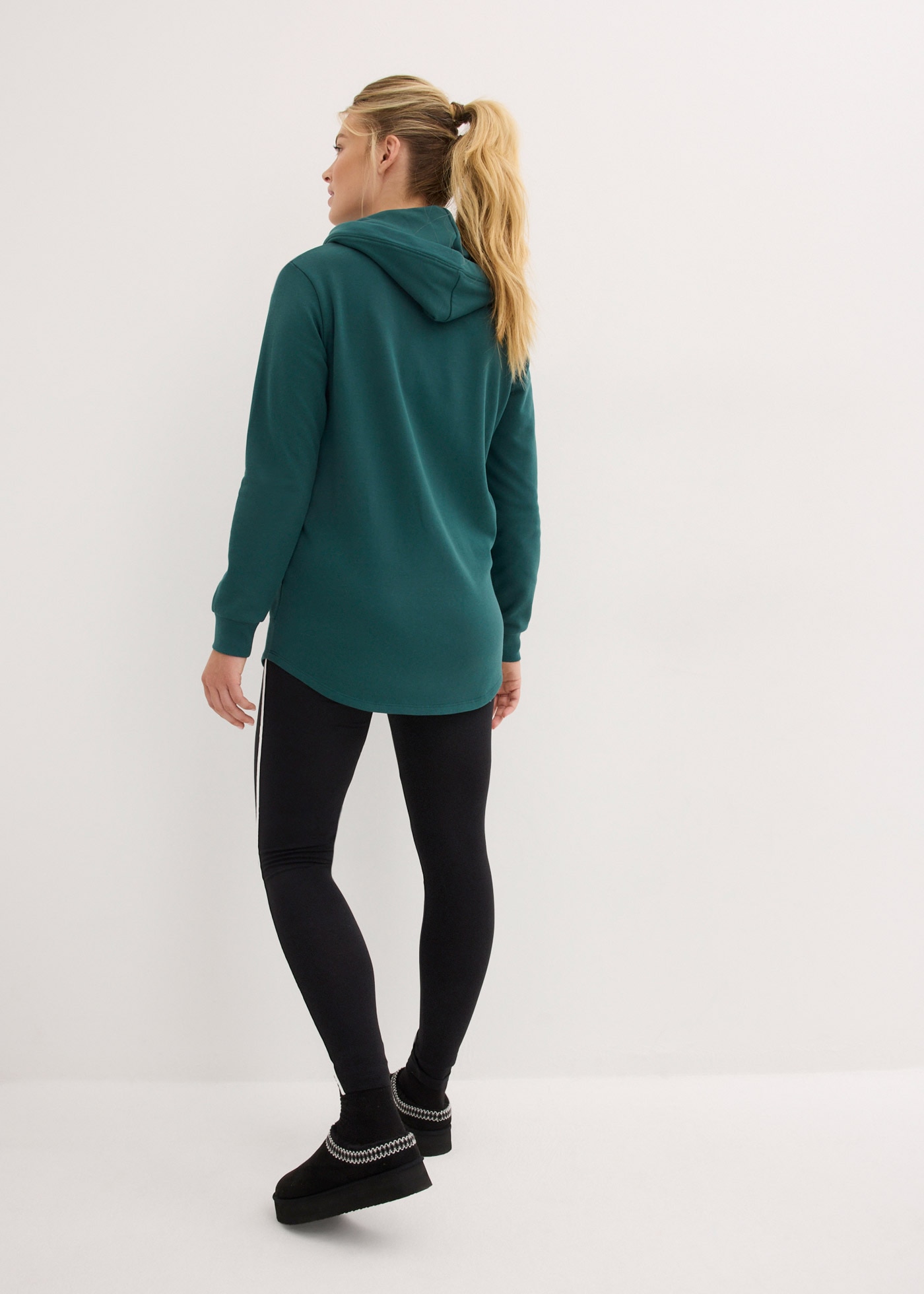 bonprix Jogging »Jogginganzug mit Long-Sweatshirt und Leggings (2-teilig)« zweiteiliges Set, extra langes Sweatshirt, knöchelfreie Leggings