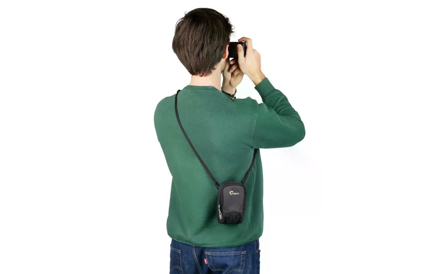 Lowepro Kameratasche »Adventura CS 20 III Schwarz«