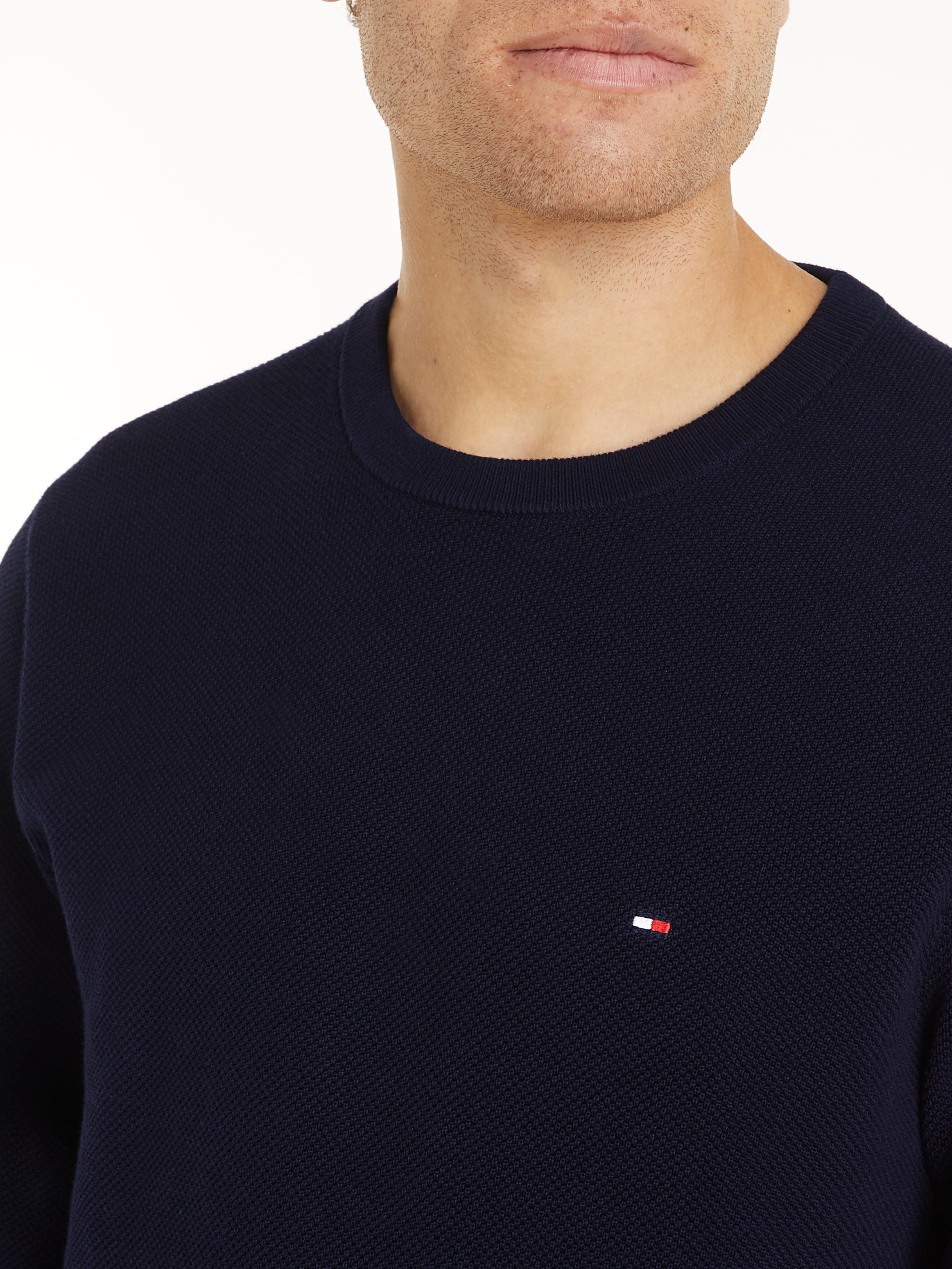 Tommy Hilfiger Rundhalspullover »ESSENTIAL STRUCTURE CREW NECK mit Struktur und Label«, unifarben, casual, regular fit, Baumwolle, Rundhals
