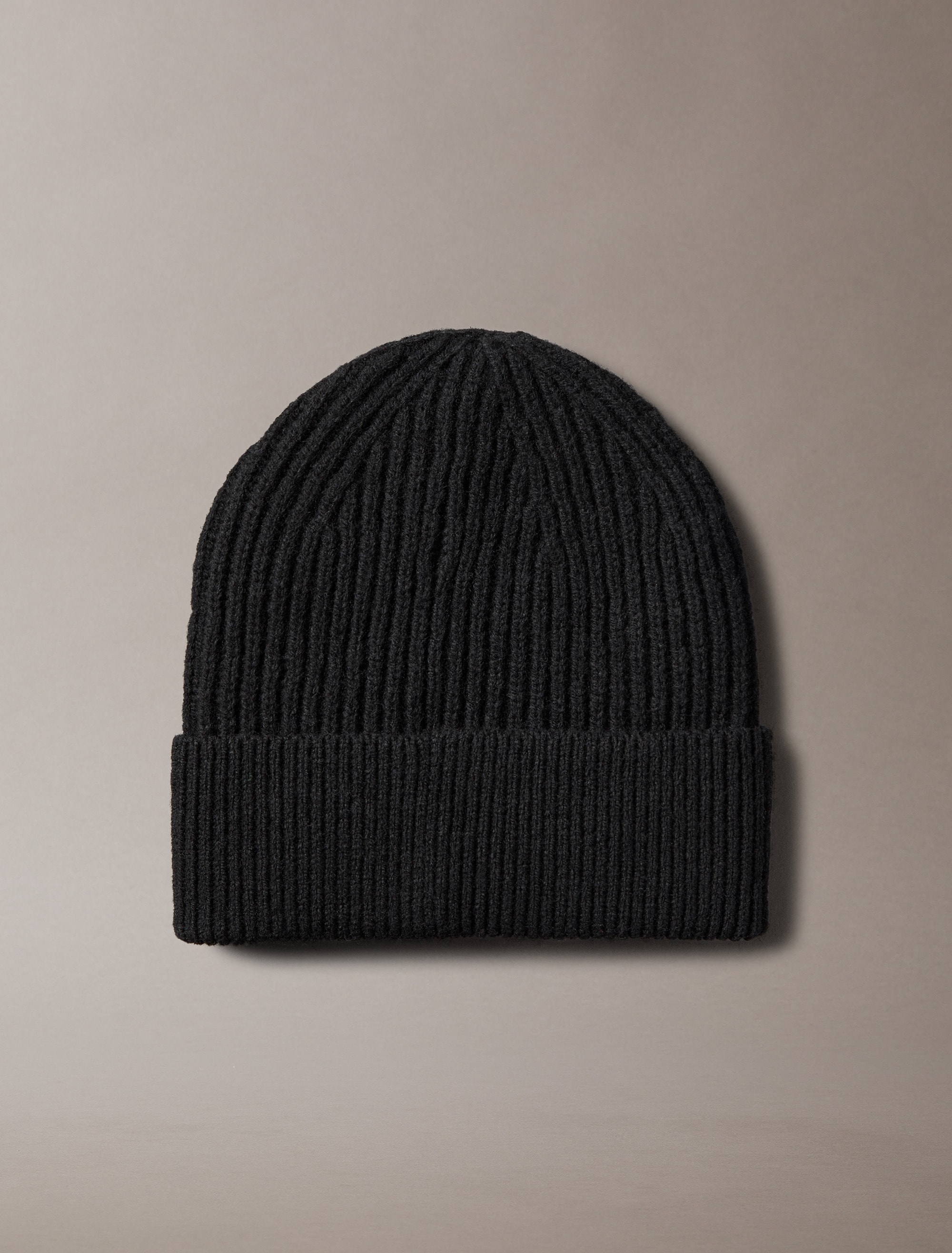 Calvin Klein Strickmütze »CK METAL WOOL BEANIE«, aus weicher Wollmischung