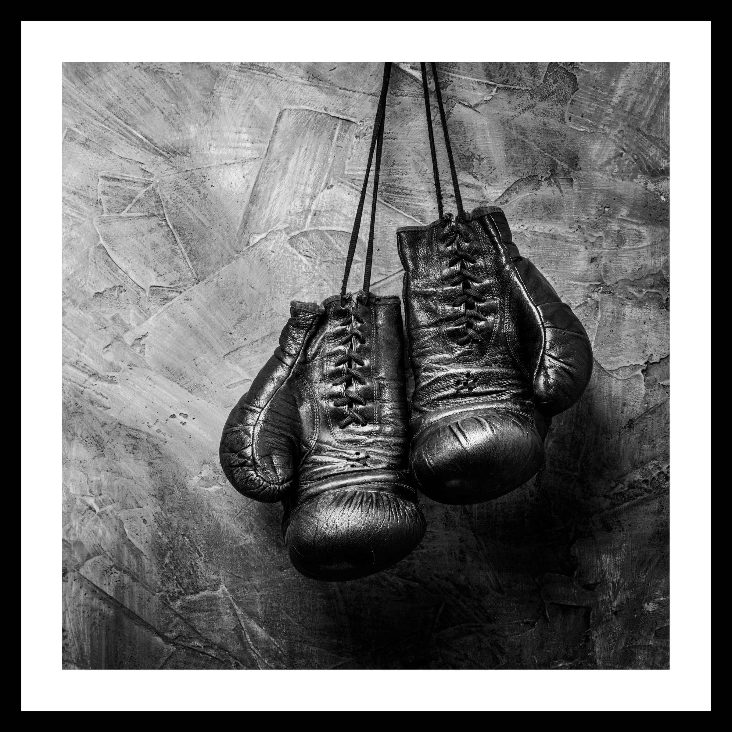 Image of Spiegelprofi GmbH Bild »Boxhandschuhe«, hochwertiger Kunstdruck, Rahmen schwarz bei Ackermann Versand Schweiz