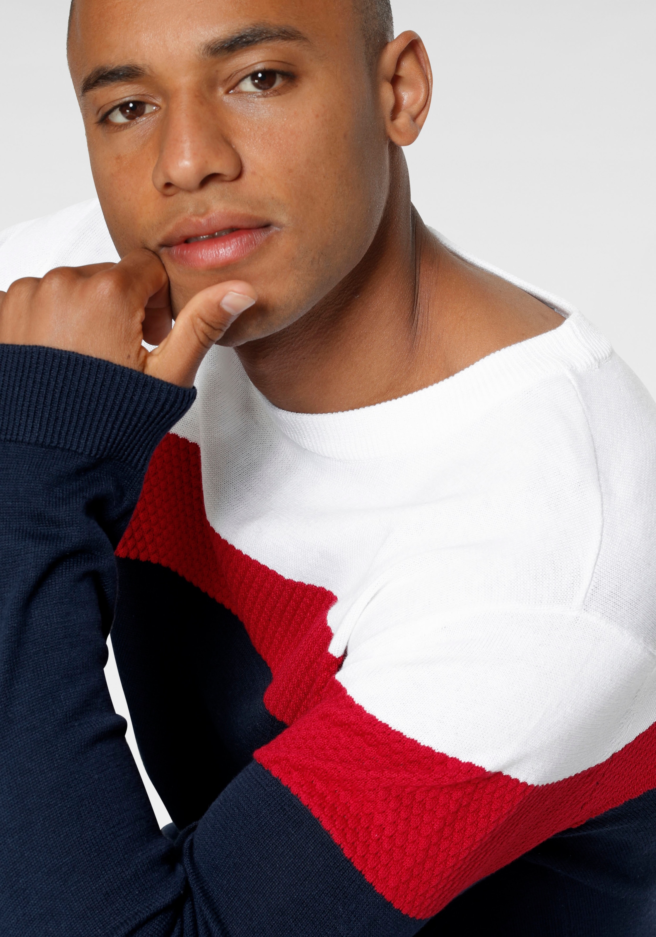 H.I.S Rundhalspullover »neue Farben!«, Colorblocking, in leichter Strickqualität