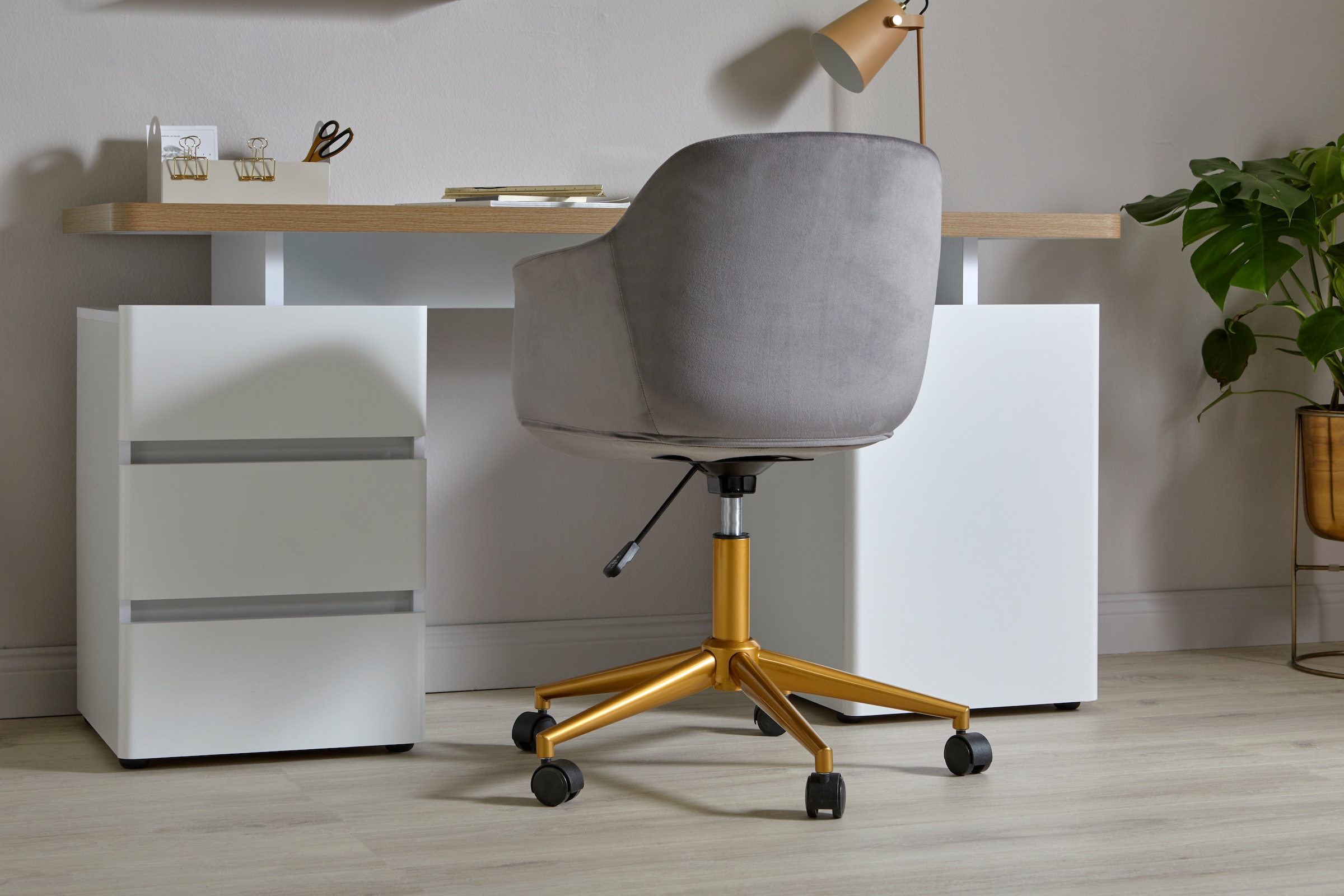 Jahnke Schreibtischstuhl »SHELL WORX« () 1 Stk.Büro-/ Schreibtischstuhl, höhenverstellbar, Samt, Gestell in Gold-Look