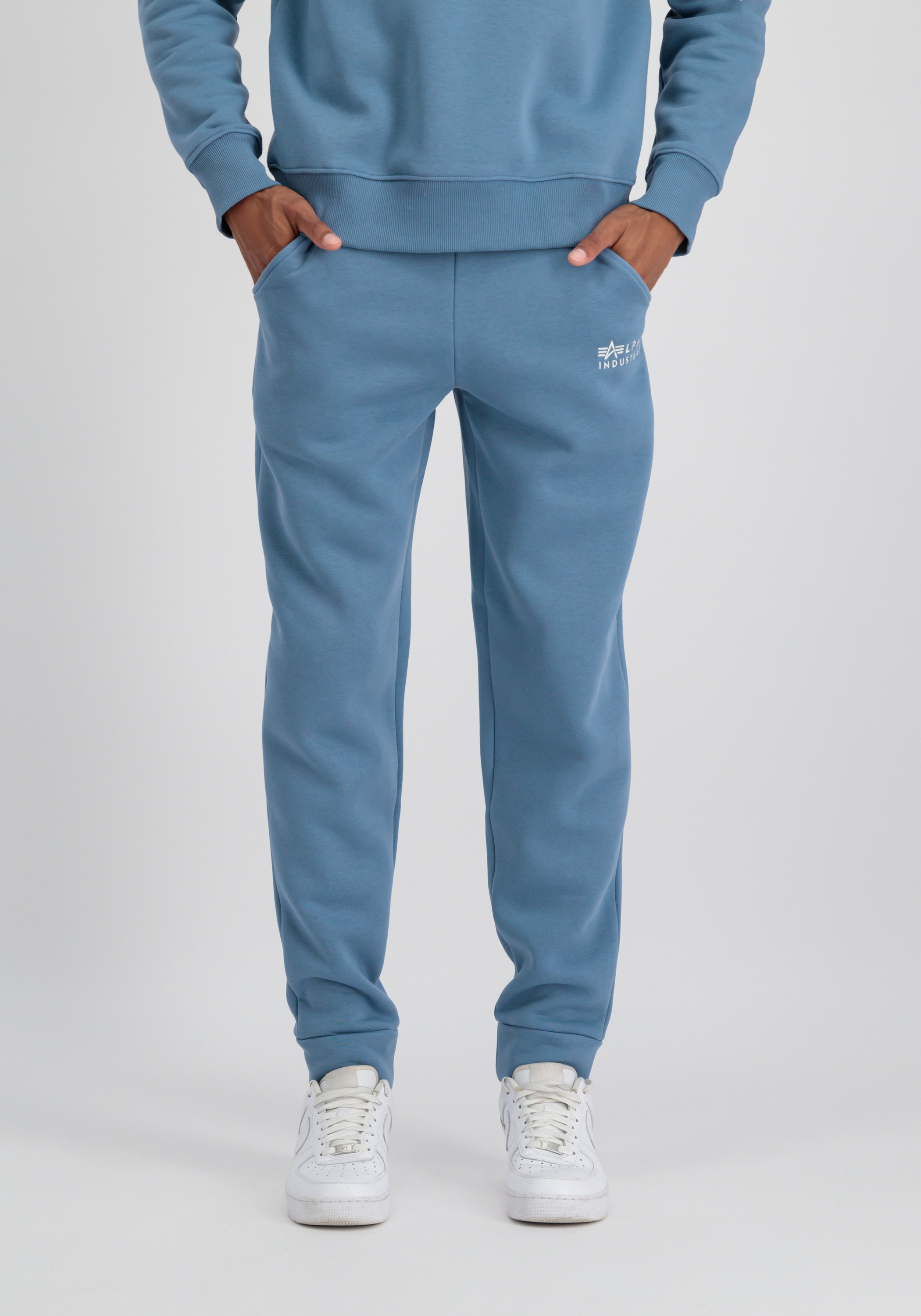 Image of Alpha Industries Jogginghose "Organics EMB Jogger"