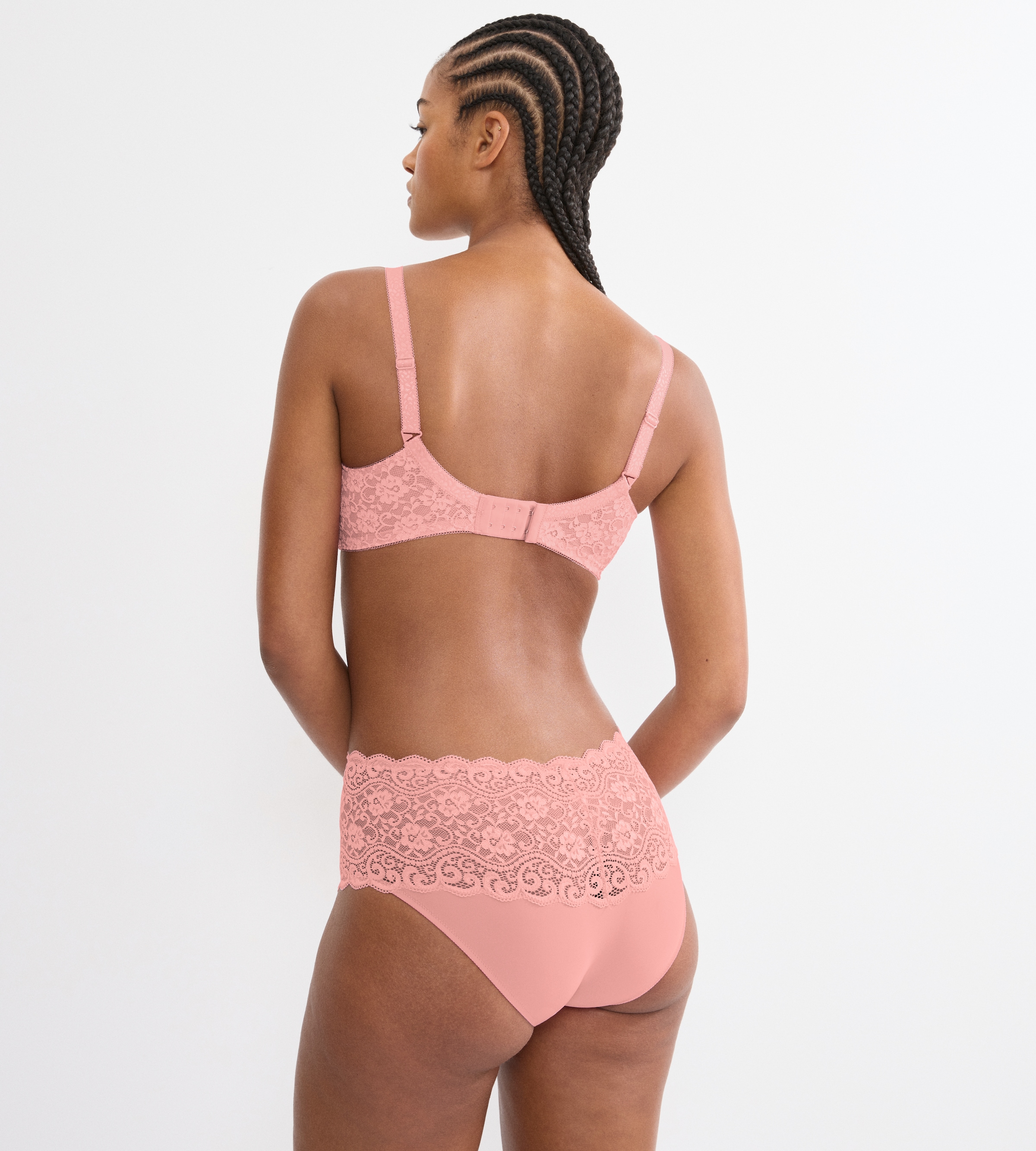 Triumph »Amourette N01« avec détails en dentelle et sans armature