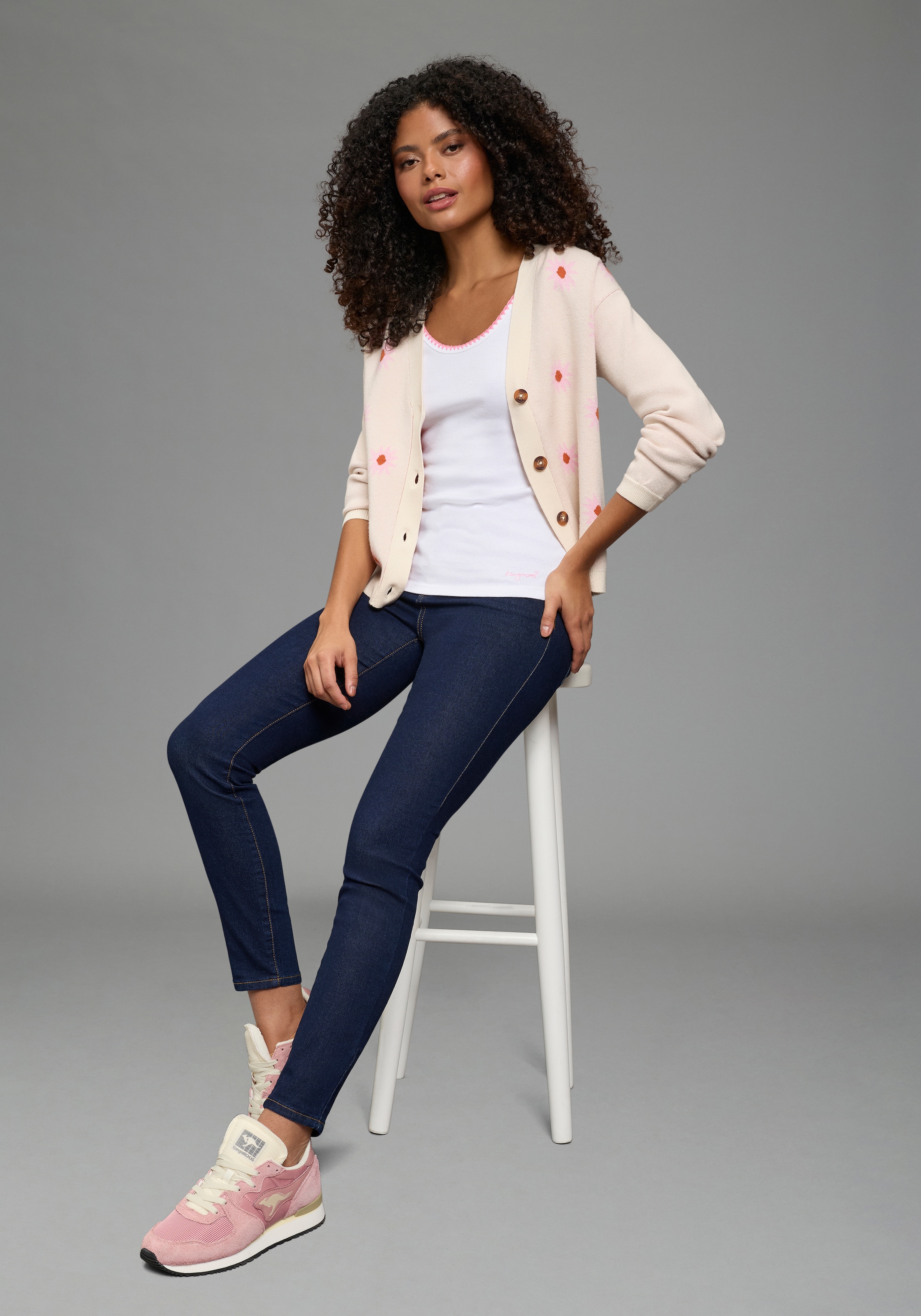 KangaROOS Top à bretelles hüftlang, figurbetonte Passform, aus Baumwolle und Elasthan