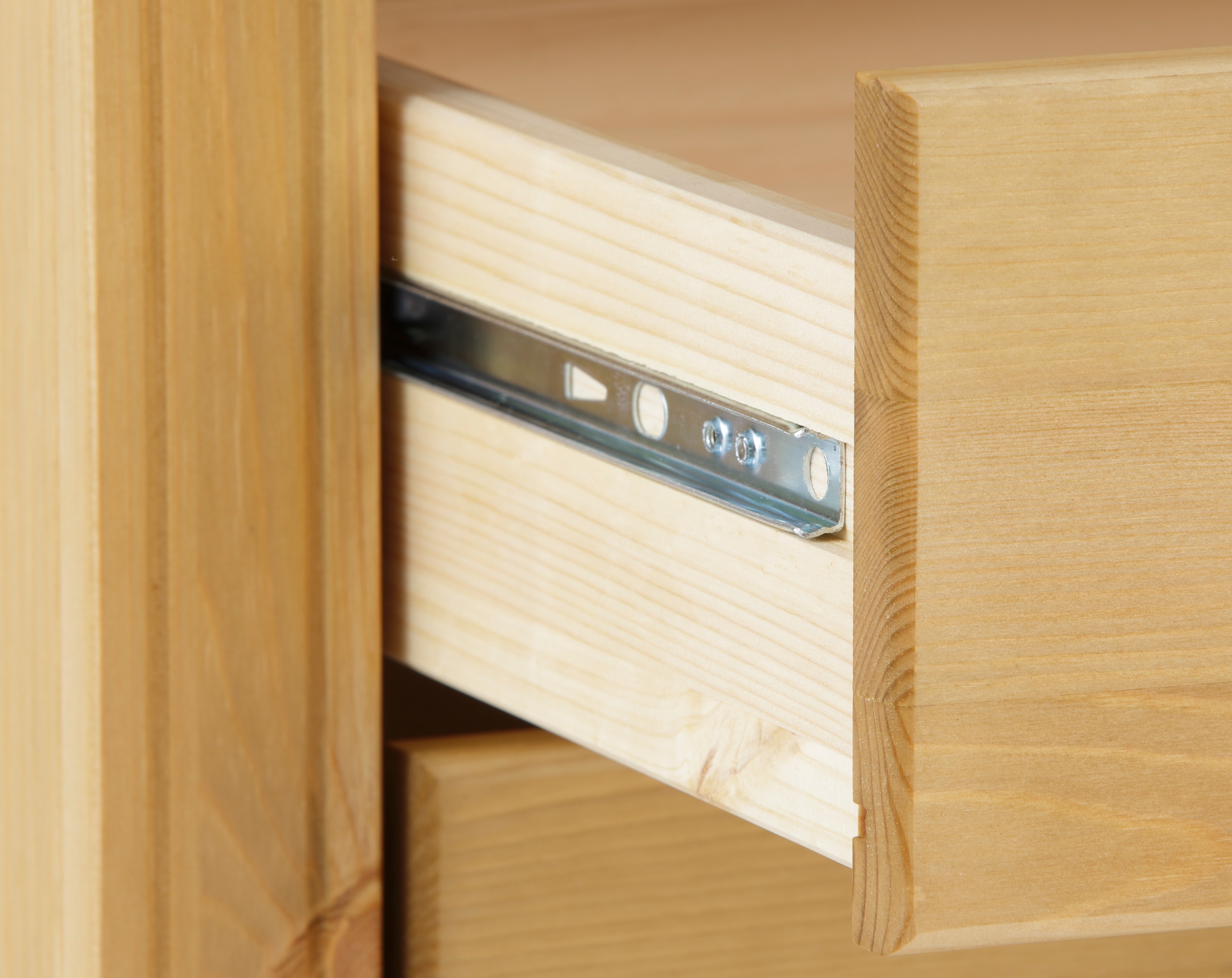 GOODproduct Nachtkommode »Tessin« aus massiver FSC®-zertifizierter Kiefer, mit 3 Schubladen