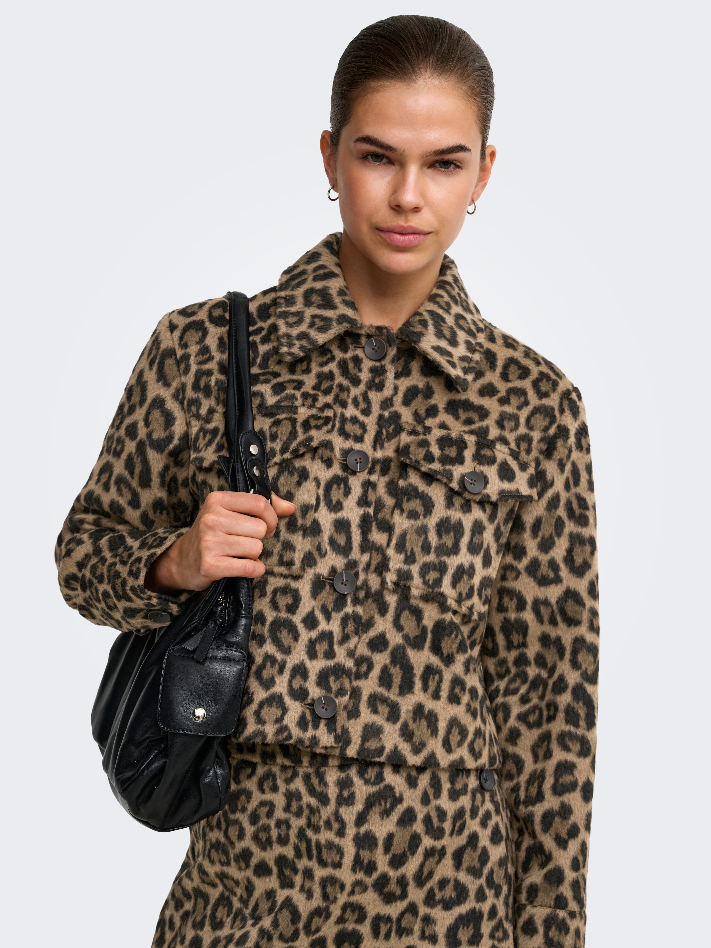 ONLY Fellimitatjacke »ONLEMILIA SHORT JACKET CC OTW« Materialmix, animal-print