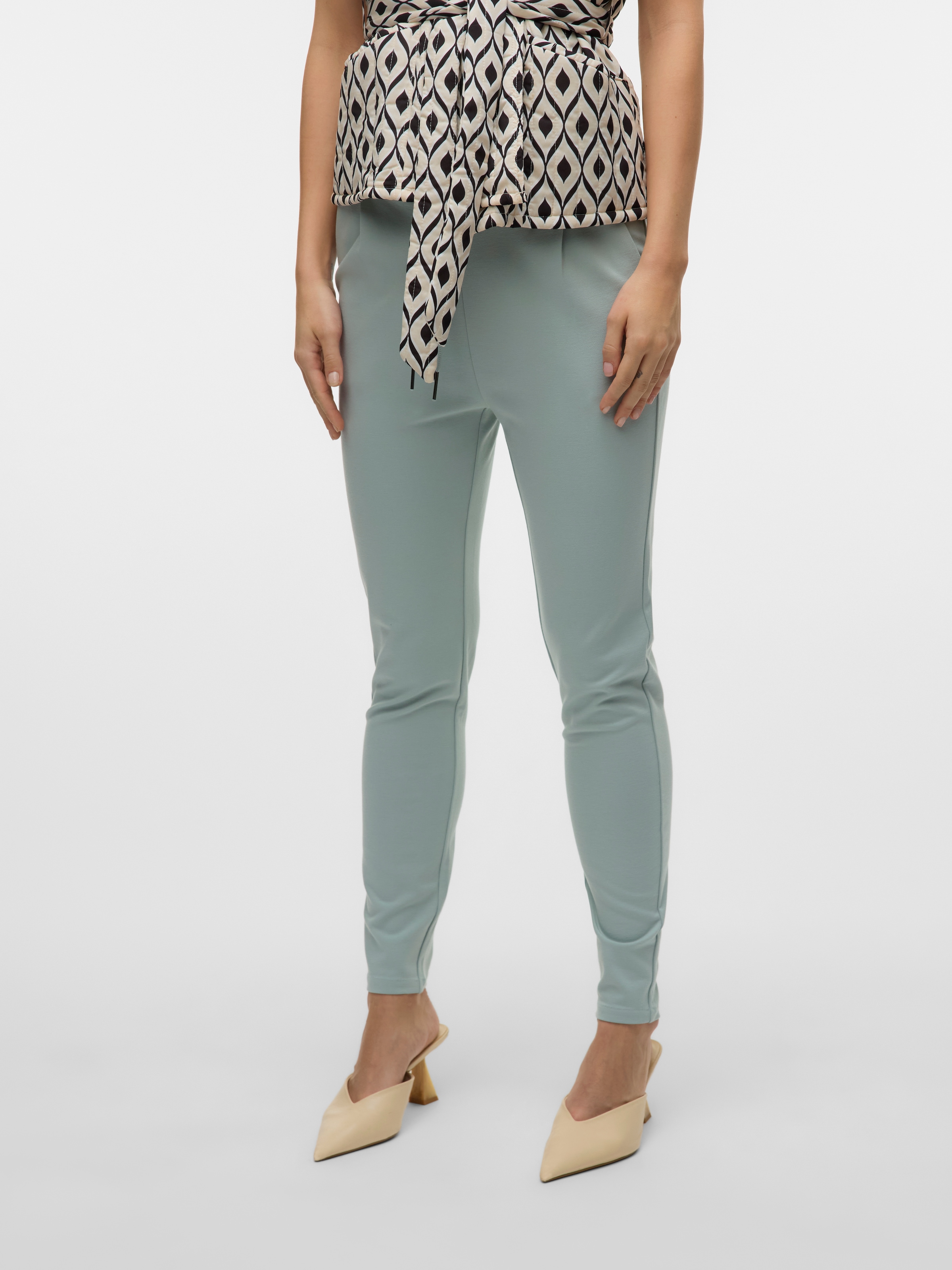 Vero Moda Jogger Pants »VMEVA MR LOOSE STRING PANT GA NOOS«, hinten mit elastischem Bündchen