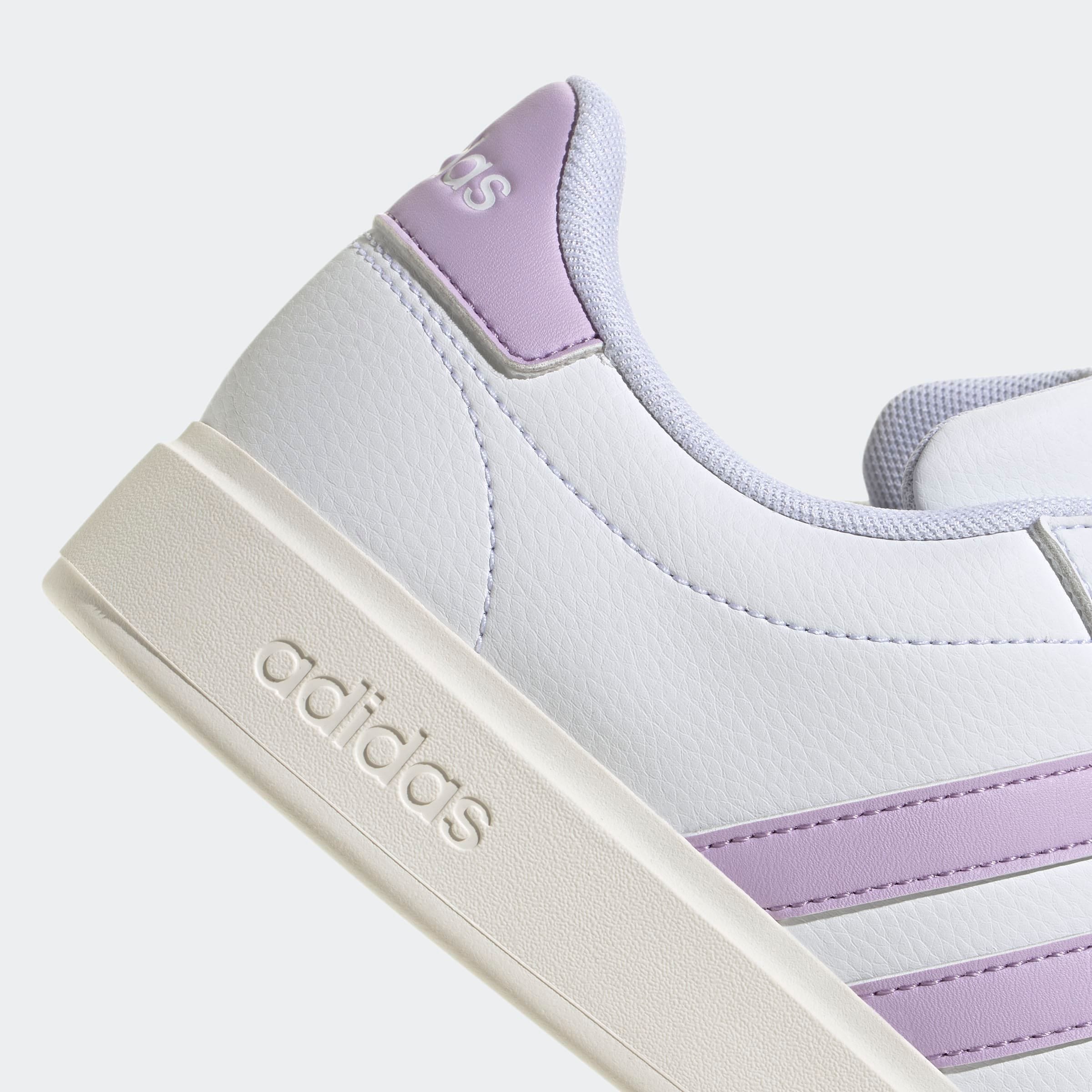adidas Sportswear Sneaker »GRAND COURT CLOUDFOAM LIFESTYLE COURT COMFORT«, Design auf den Spuren des adidas Superstar