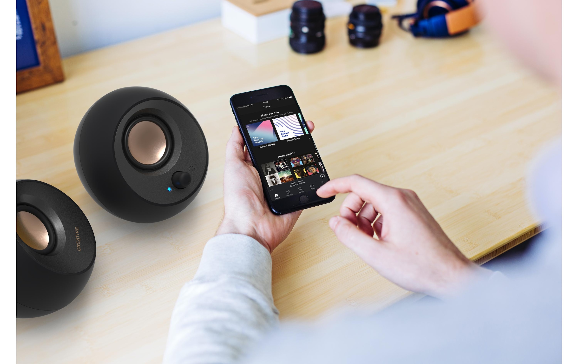 Creative Haut-parleurs pour PC »Pebble V3« 2.0 ( ajustement du volume 8 W) Bluetooth 5.0