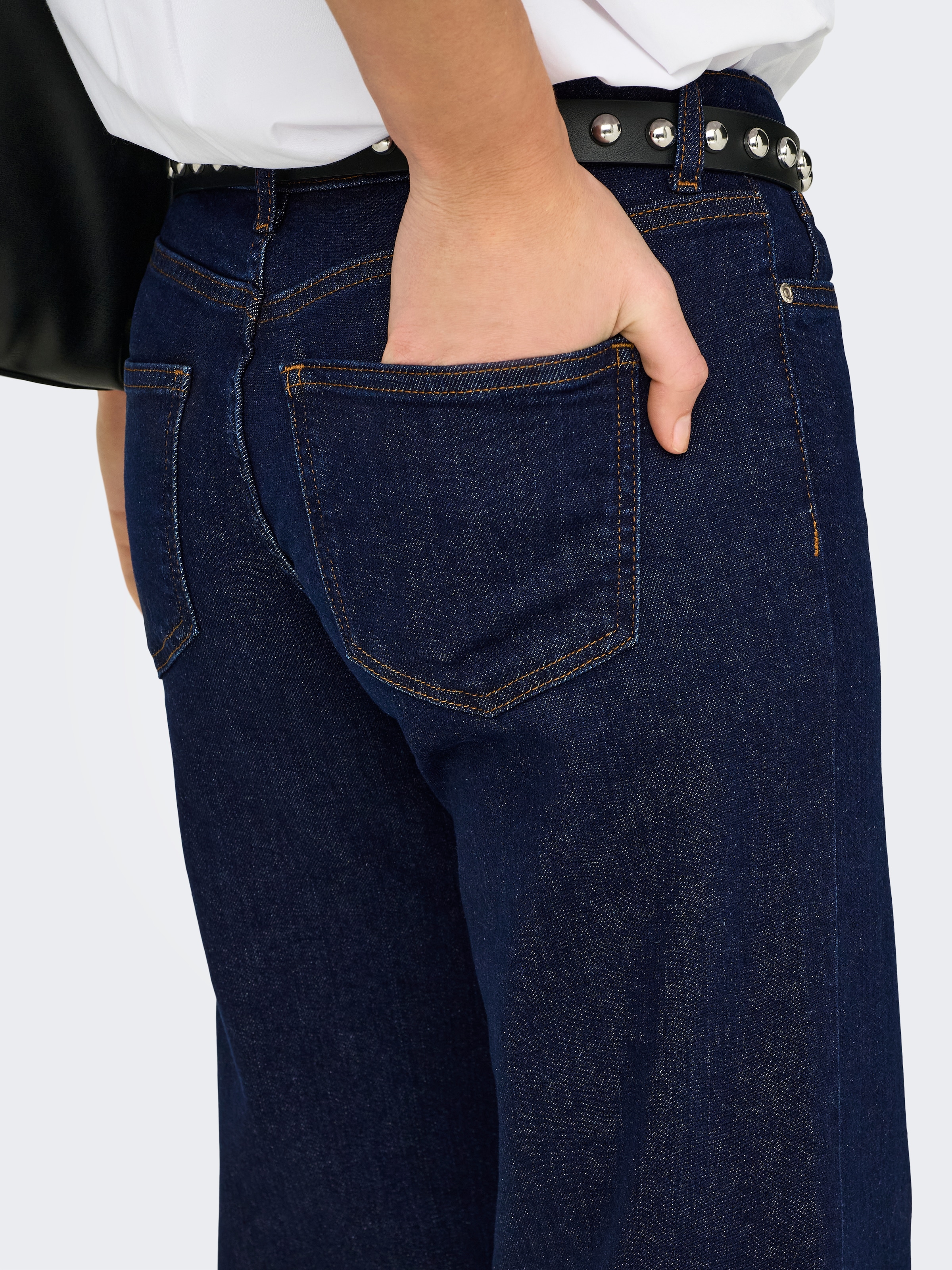 ONLY Low-rise-Jeans »ONLJUDY-O LW WIDE DNM RINSE TAI966« Baumwollmischung, low waist, wide fit