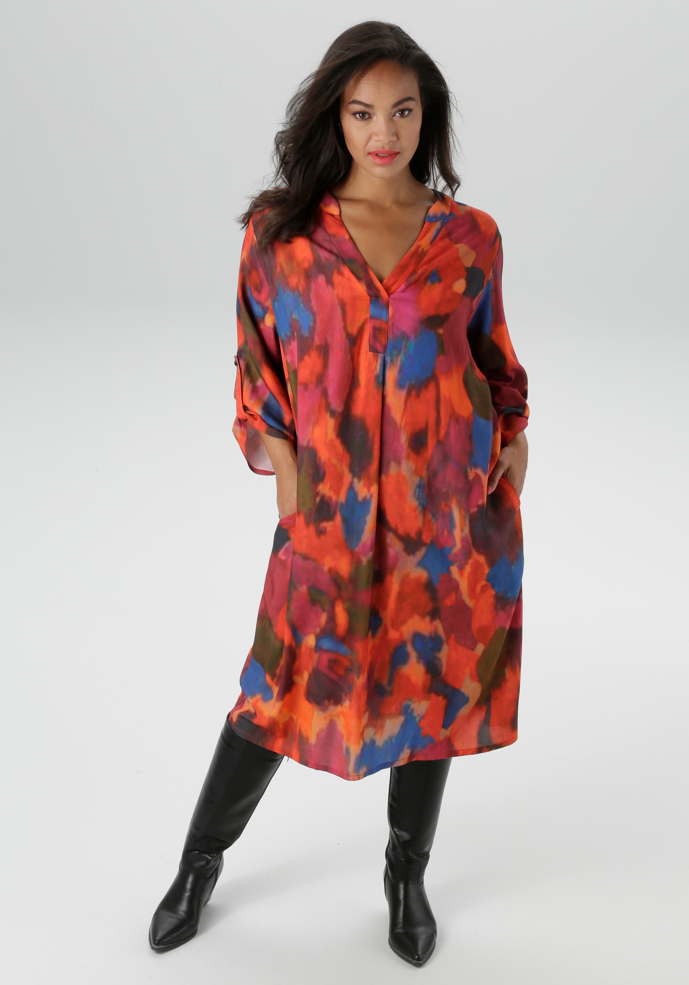 Image of Aniston PLUS Druckkleid extravaganter, grafischer Druck