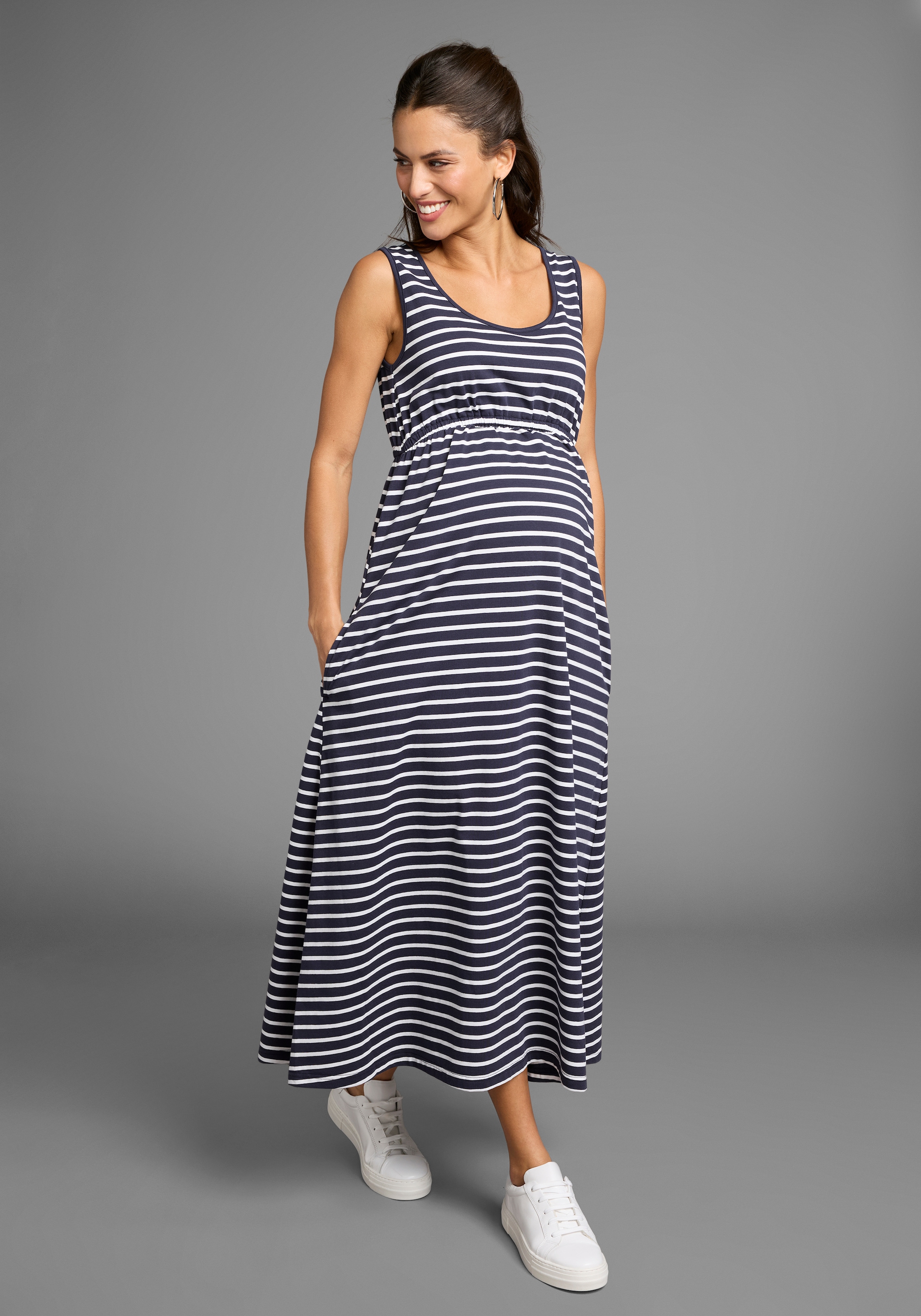 Image of Neun Monate Umstandskleid "Langes Schwangerschaftskleid" Seitennahttasche Jersey-Kleid für die Schwangerschaft