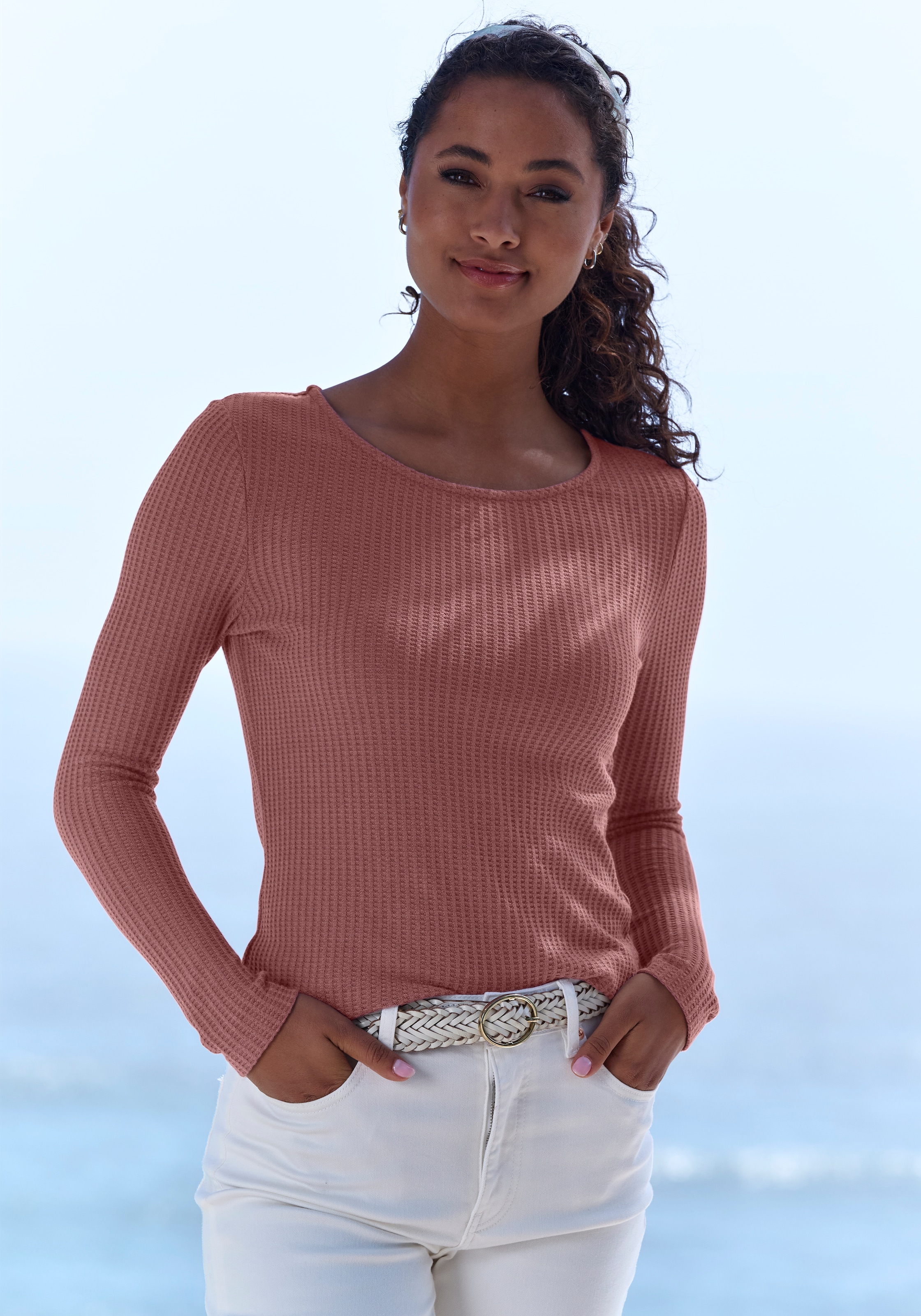 Image of LASCANA Langarmshirt "in modischer Piqué-Optik" aus weicher Qualität mit Viskose
