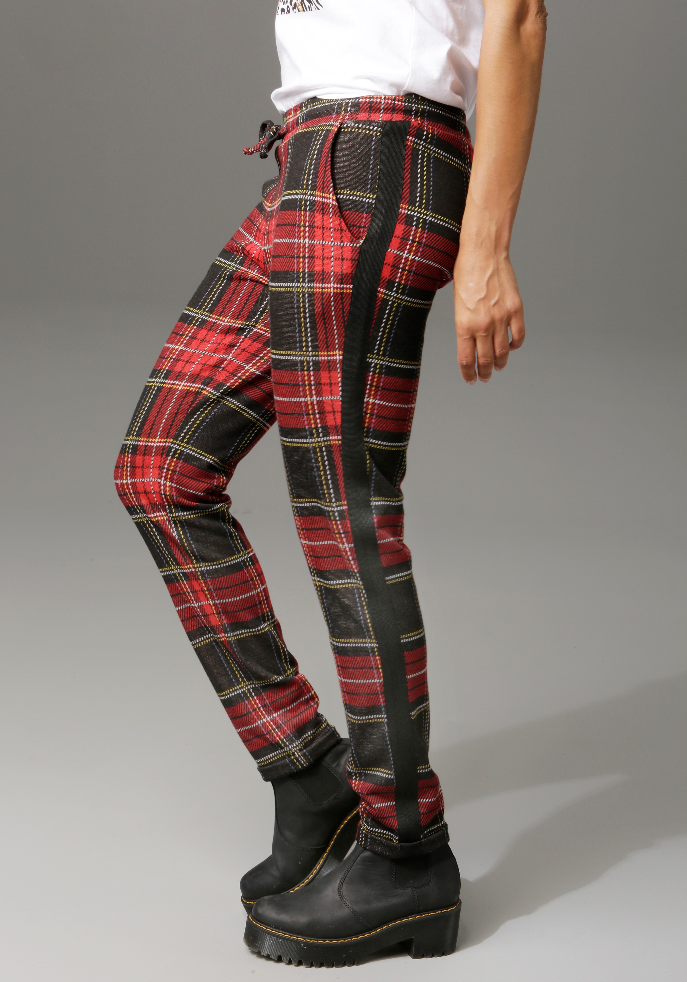 Image of Aniston CASUAL Schlupfhose, mit Galonstreifen bei Ackermann Versand Schweiz