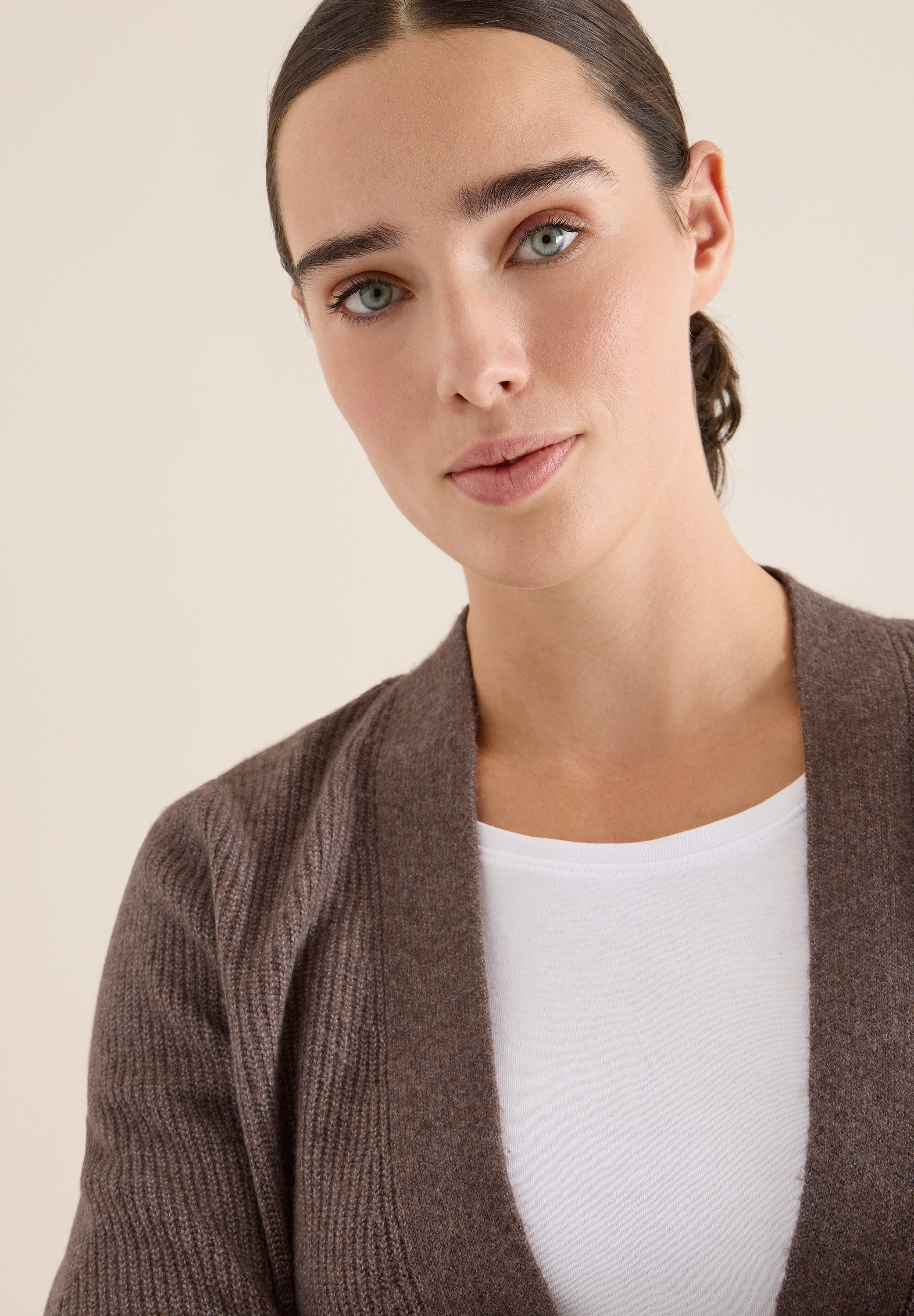 Cecil Cardigan mit Strukturdetail und Knopfleiste