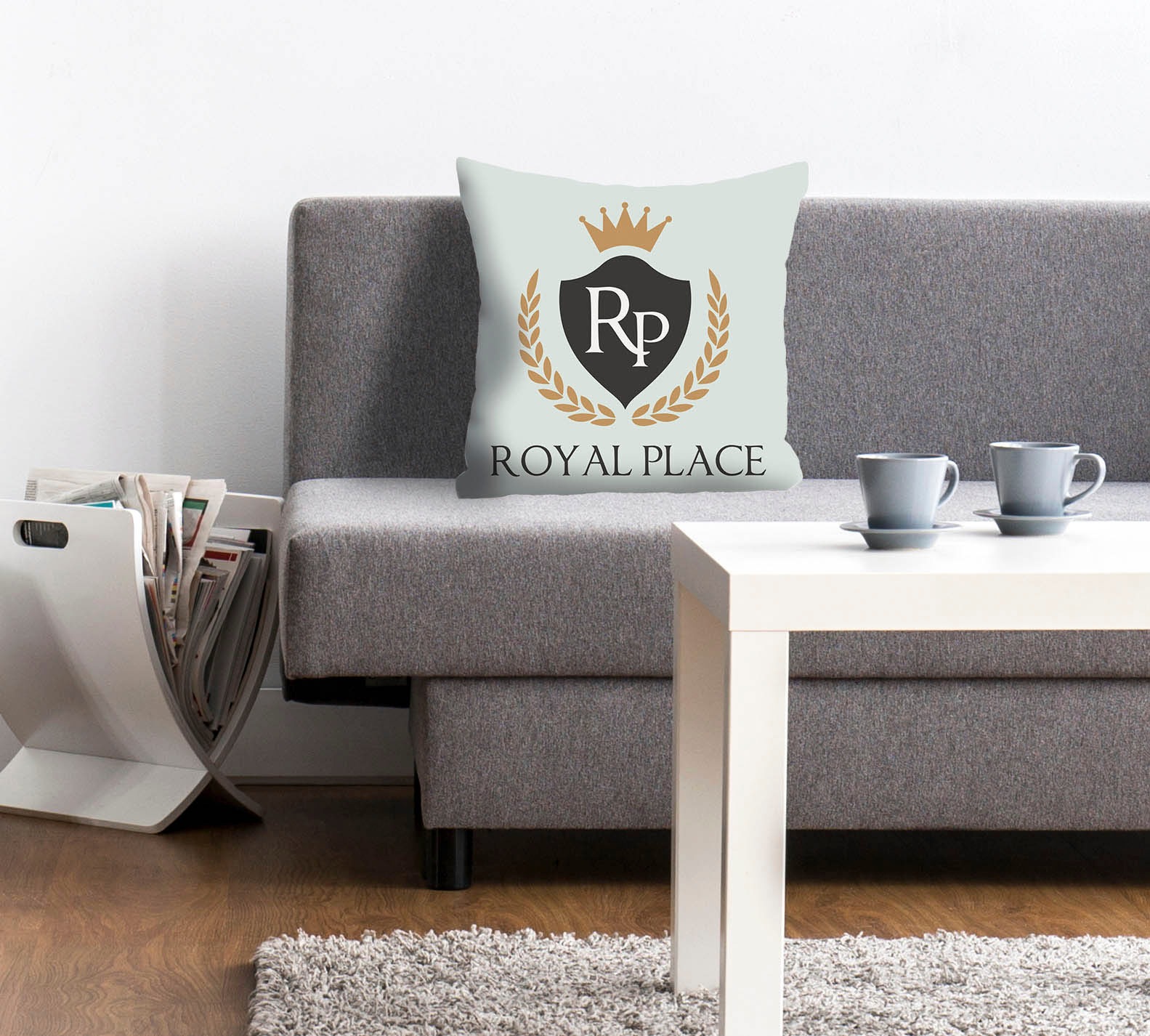 Image of queence Dekokissen "Royal Place" mit Schriftzug und Krone, Kissenhülle ohne Füllung, 1 Stück
