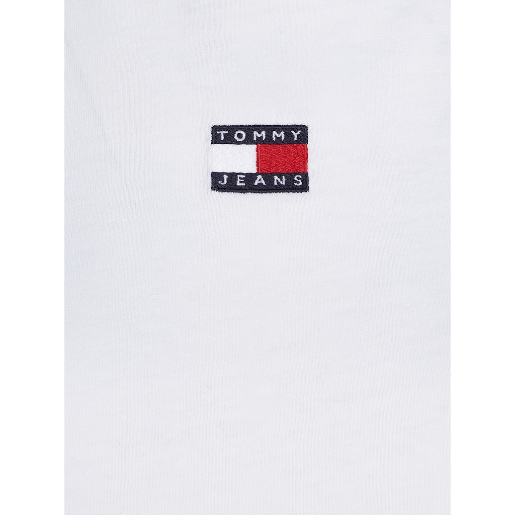 Tommy Jeans T-Shirt »TJW BXY BADGE TEE EXT«, mit grosser Tommy Jeans Logo-Badge