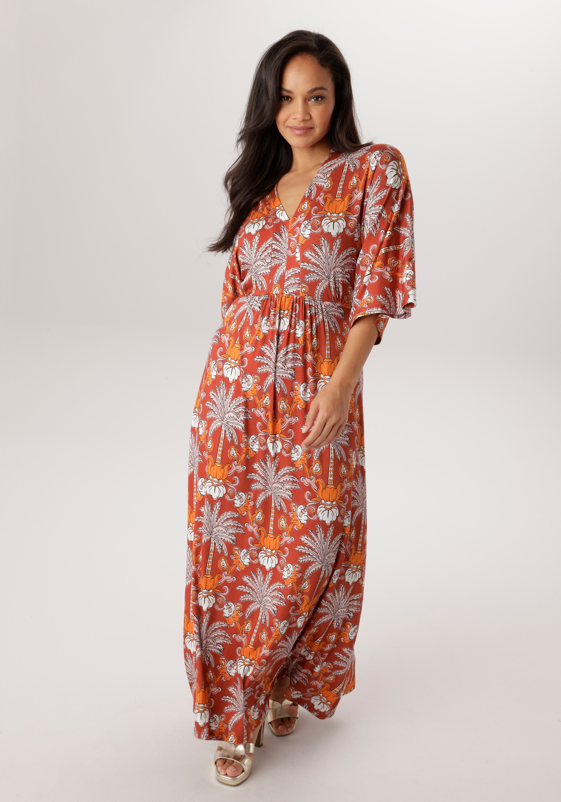 Image of Aniston PLUS Jerseykleid in trendy Maxilänge