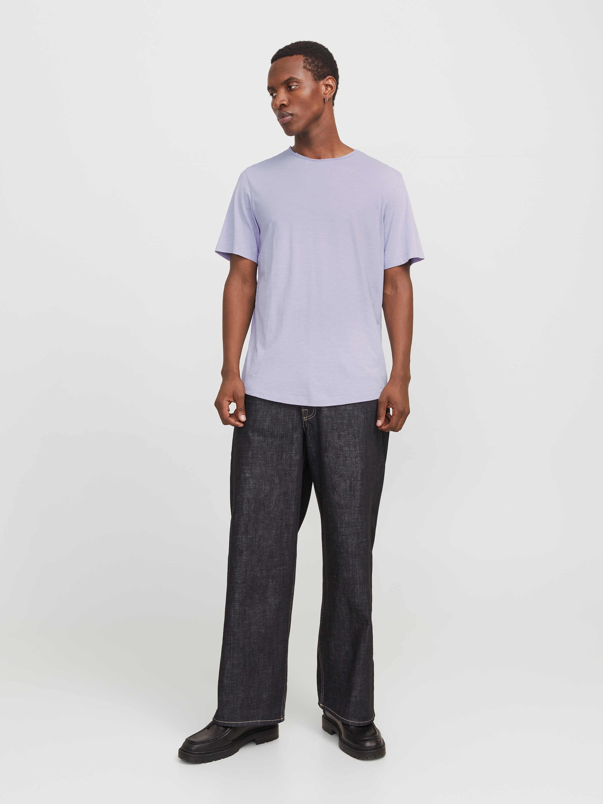 Jack & Jones Rundhalsshirt »JJEBASHER TEE O-NECK SS NOOS«, mit Rundhalsausschnitt