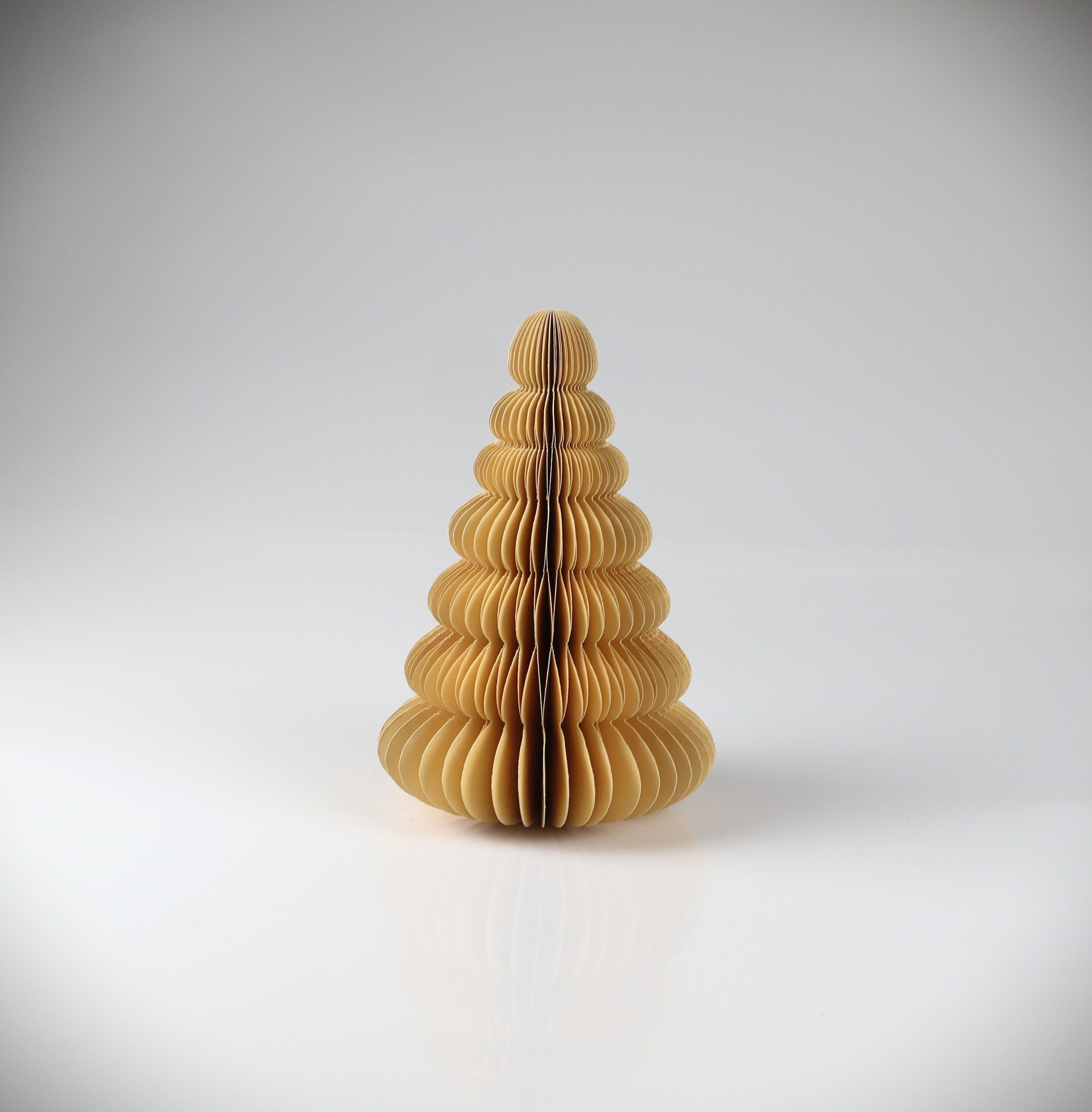 Image of AM Design Dekobaum "Dekofigur aus Papier" BxH: 22x30 cm