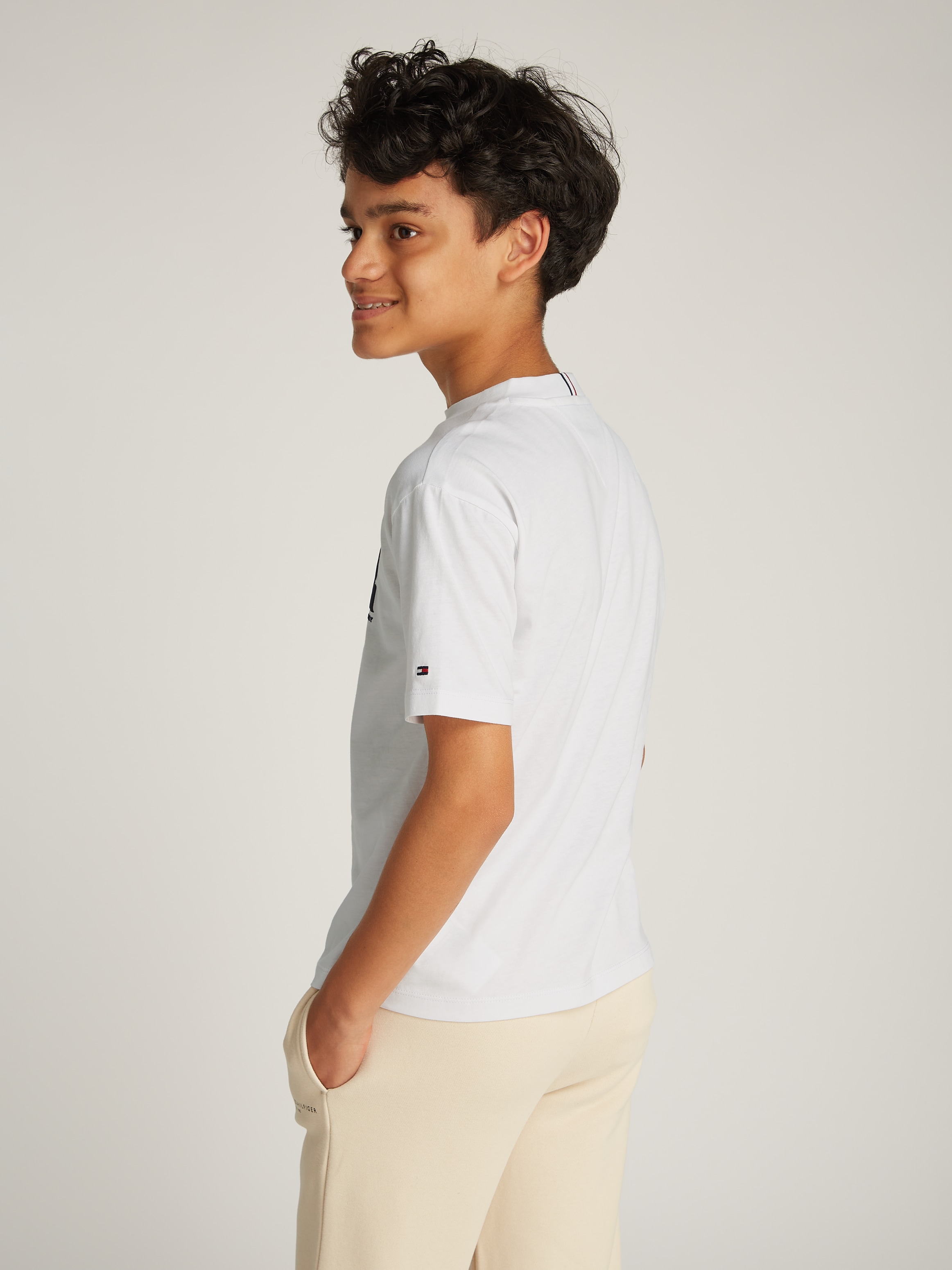 Tommy Hilfiger T-Shirt »FLAG FUN TEE SS«, mit Logodruck