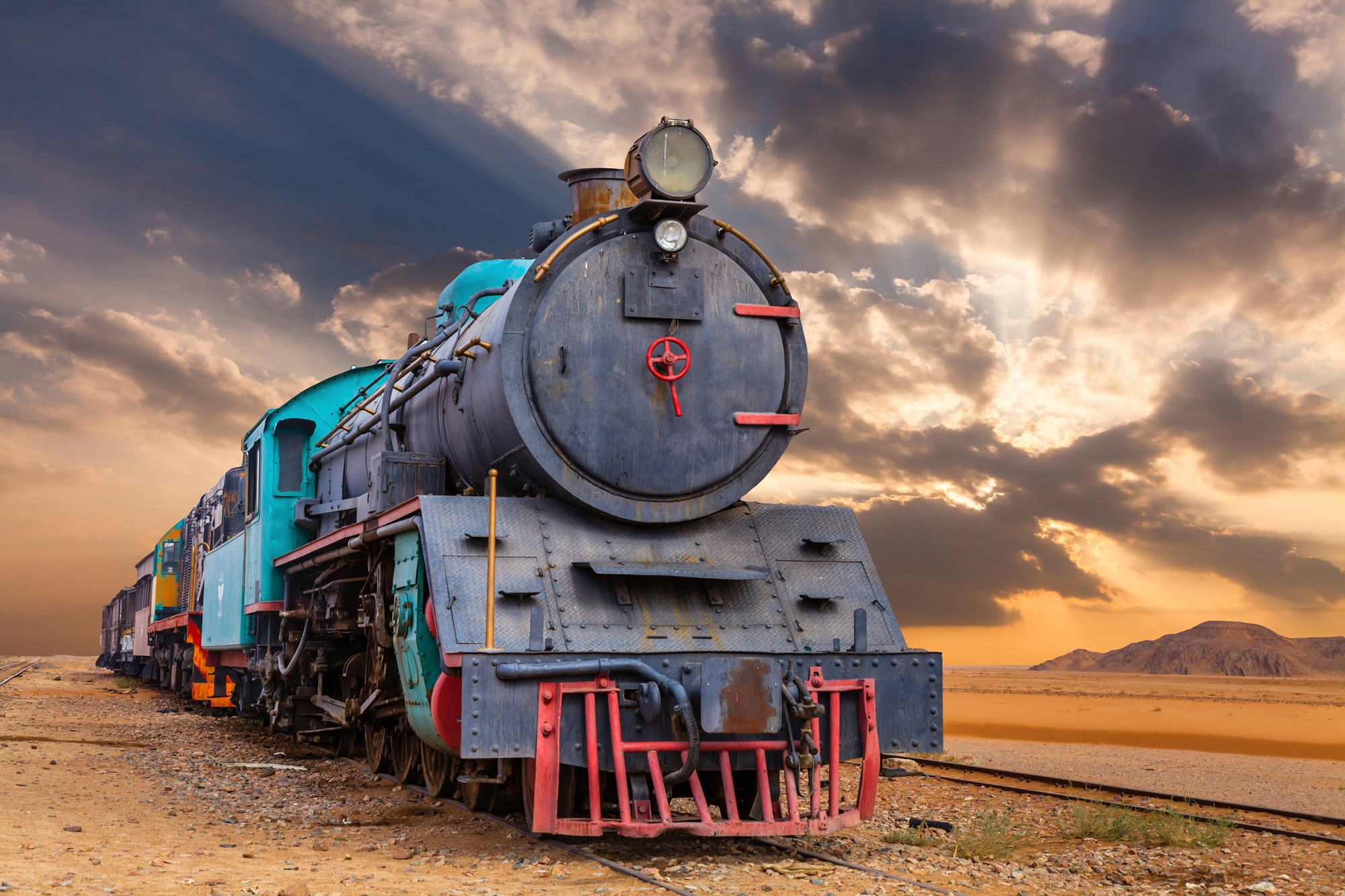 Image of Papermoon Fototapete "ZUG-LOKOMOTIVE WADI RUM WÜSTE JORDANIEN WAGEN GEBIRGE"