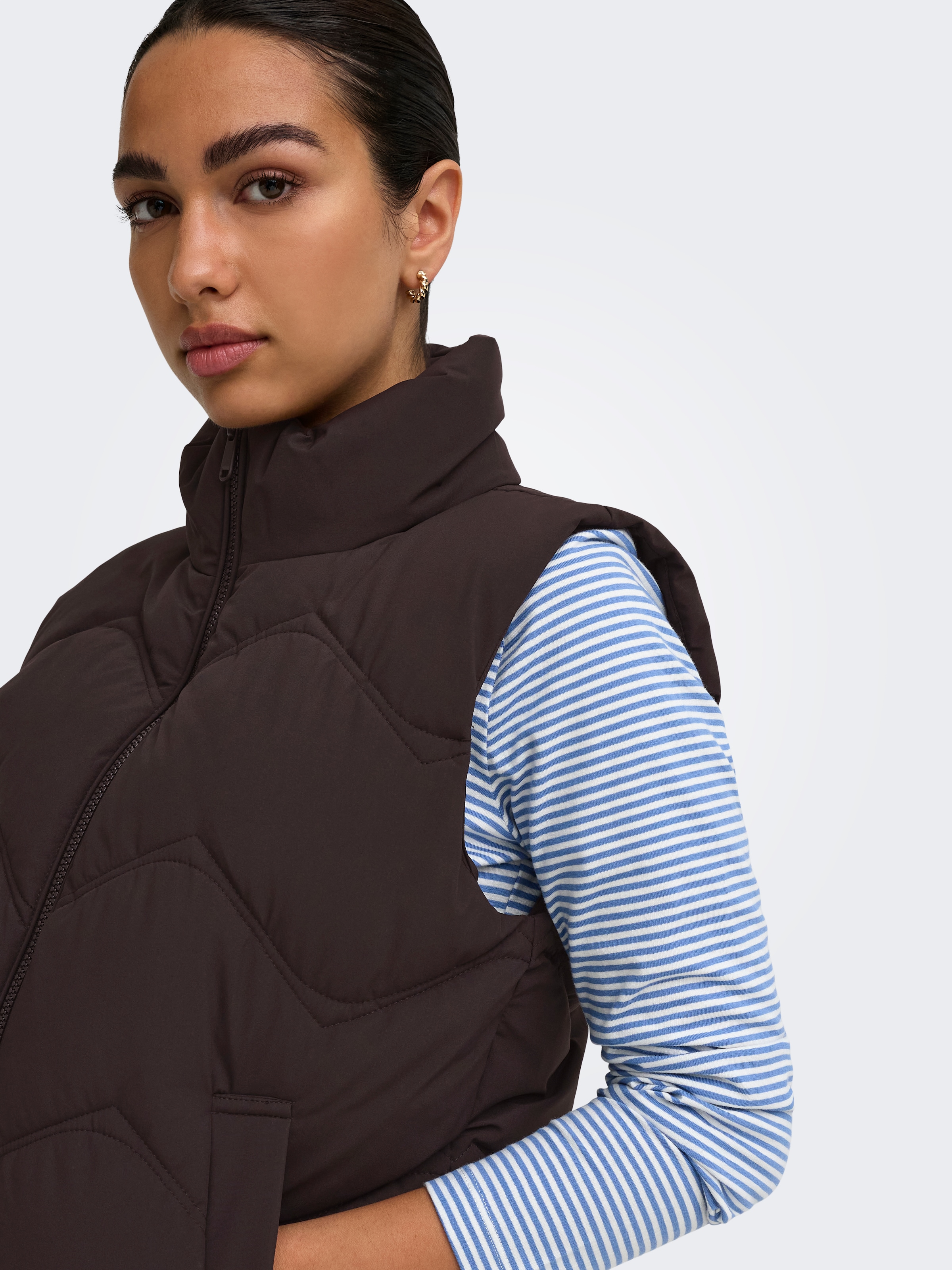 JDY Steppweste »JDYPOWER SHORT WAISTCOAT OTW HAB« Kunstfaser