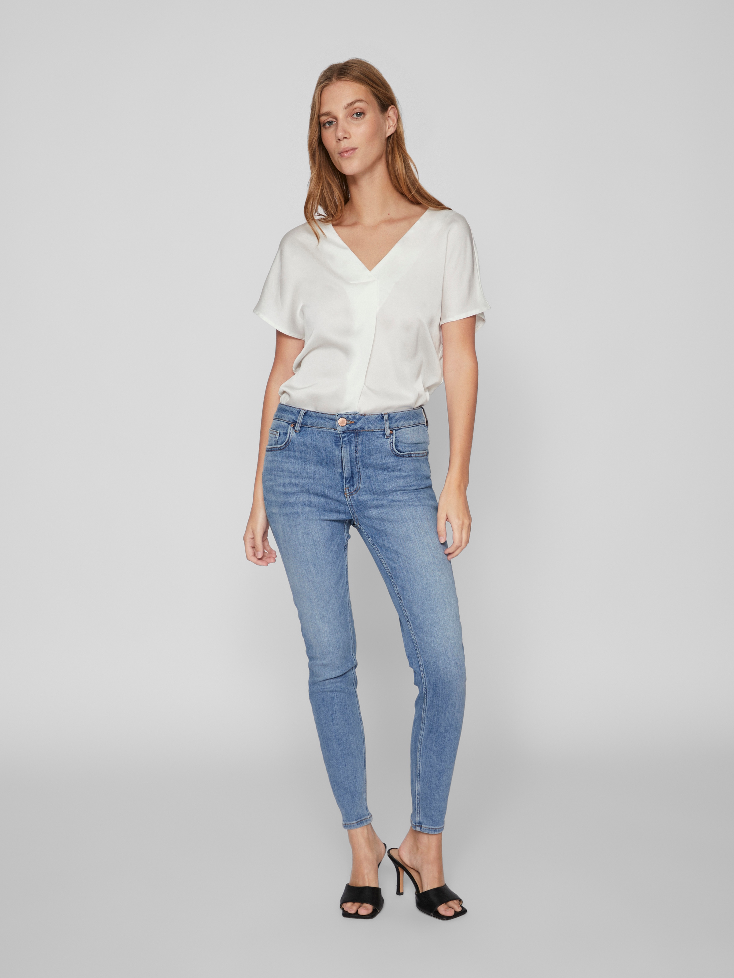 Vila Skinny-fit-Jeans »VISARAH WU05 RW SKINNY JEANS - NOOS«