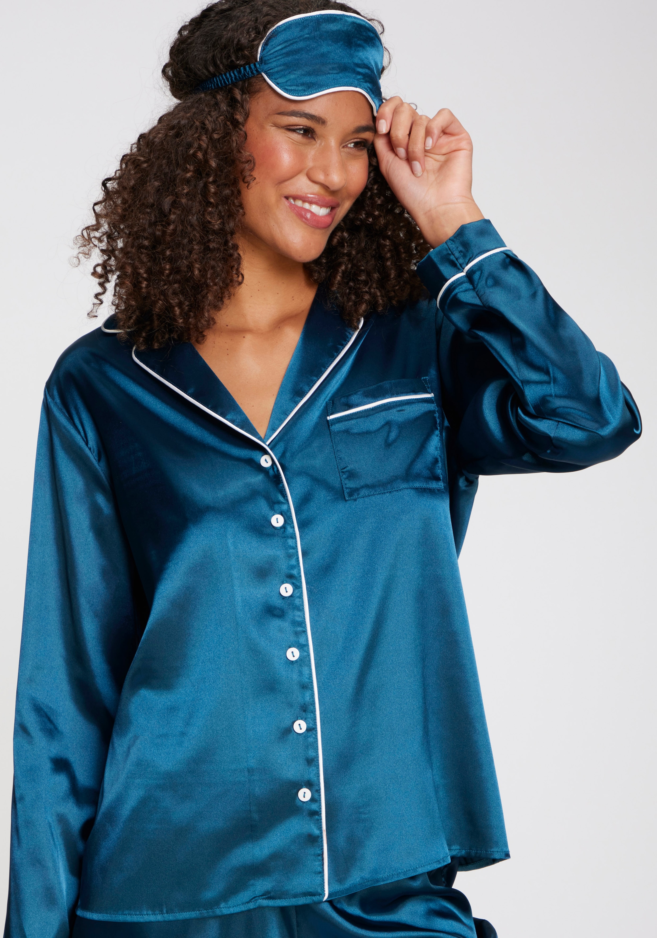 s.Oliver Pyjama 3 tlg. Mit schöner Schlafmaske