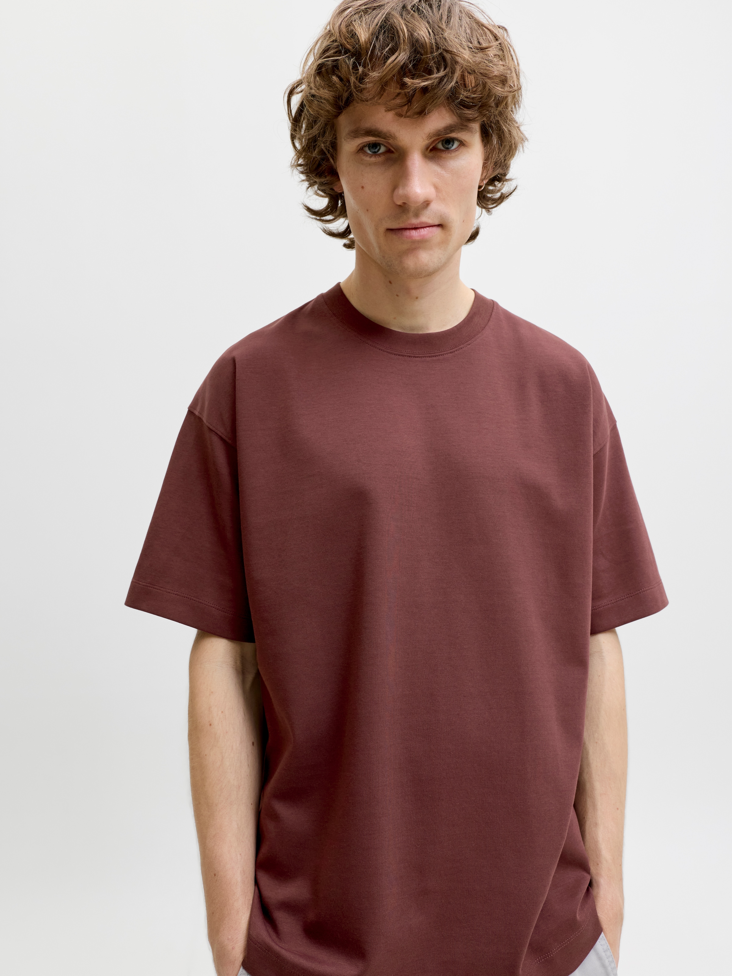 Jack & Jones T-Shirt »JJEBARRON TEE SS O-NECK NOOS« Baumwollmischung, loose fit