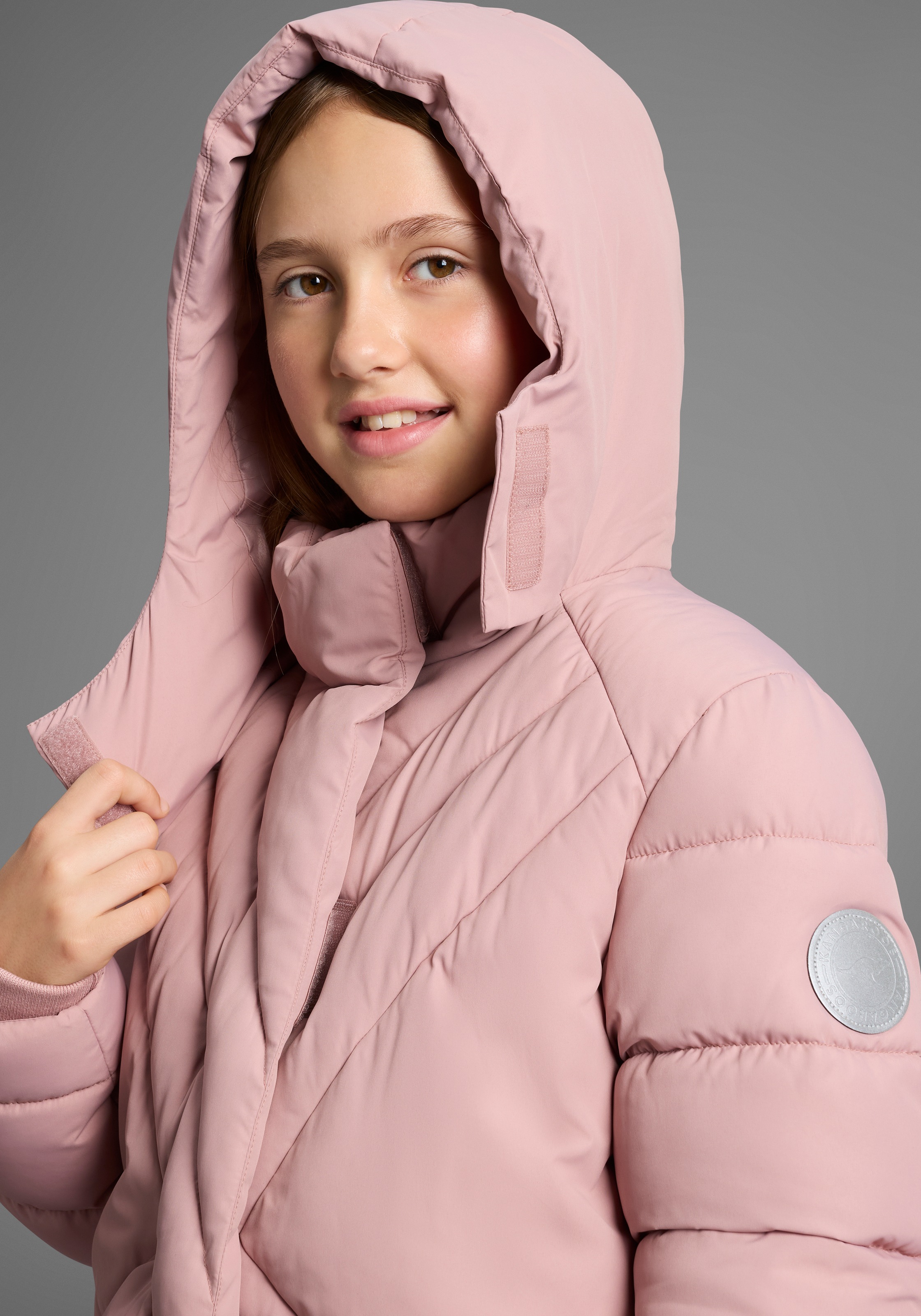 KangaROOS Outdoorjacke »Wintermantel«, mit Kapuze, Steppmantel, mit modischer Steppung, warm gefüttert