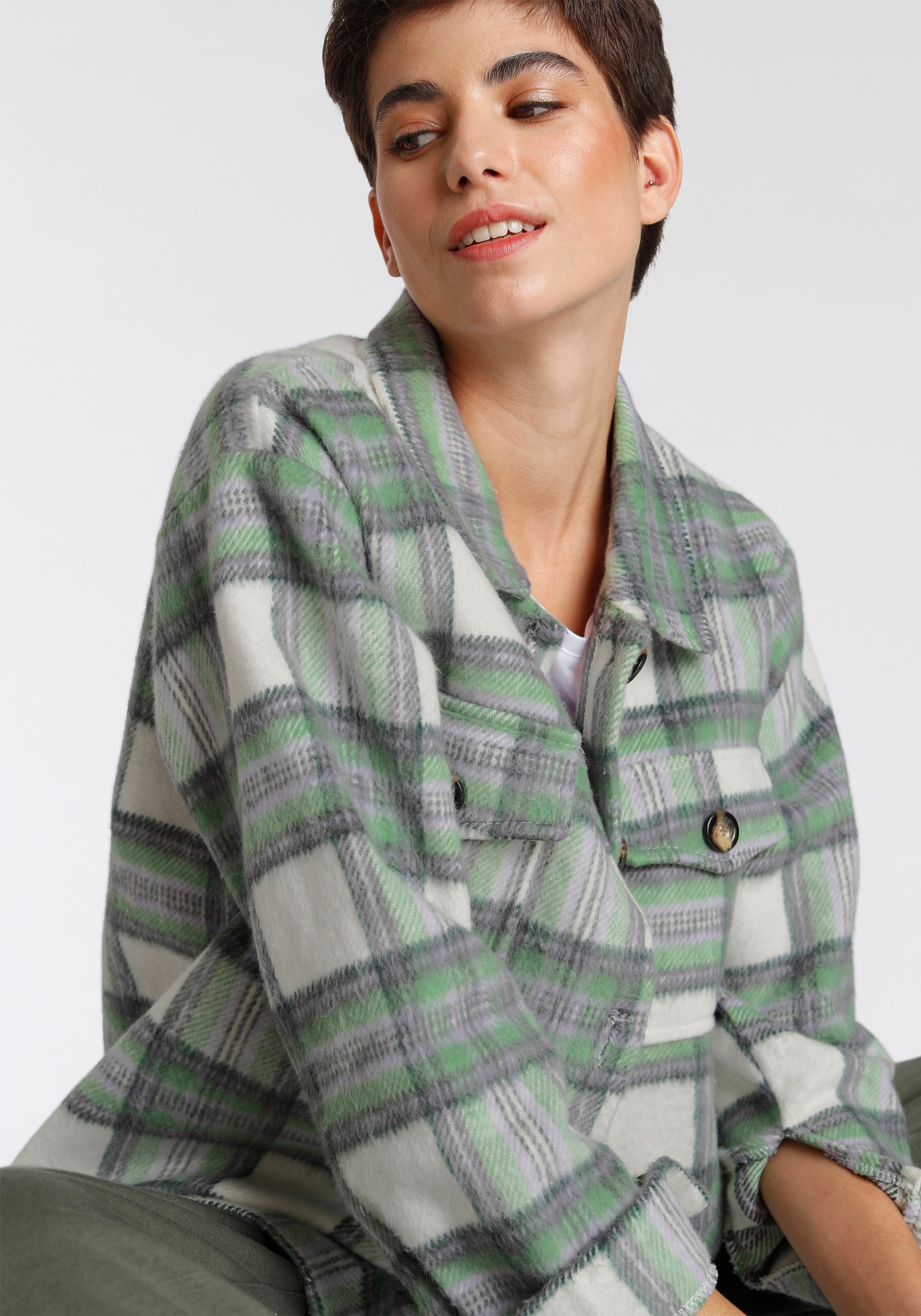 Image of HaILY’S Hemdjacke, im trendy Shacket-Look bei Ackermann Versand Schweiz