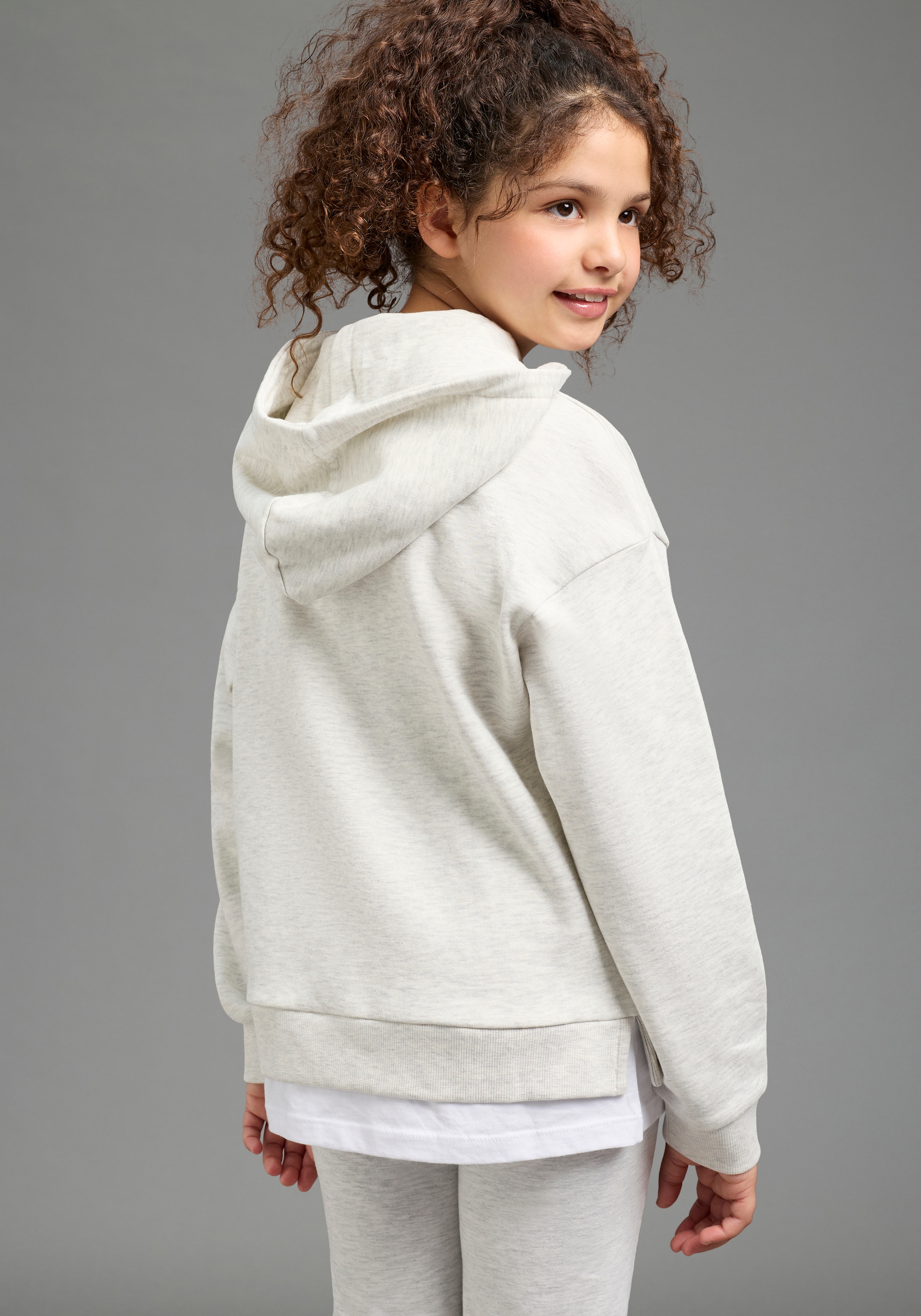 H.I.S Sweat-shirt »2in1 look, Sweatshirts mit Logoprint«, avec capuche, avec impression logo et badge, longueur couvrant les hanches
