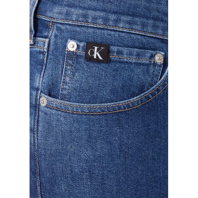 Jeans mit Calvin en Klein ligne TAPER«, Calvin confortablement »SLIM Leder-Badge Tendance Klein Tapered-fit-Jeans Acheter
