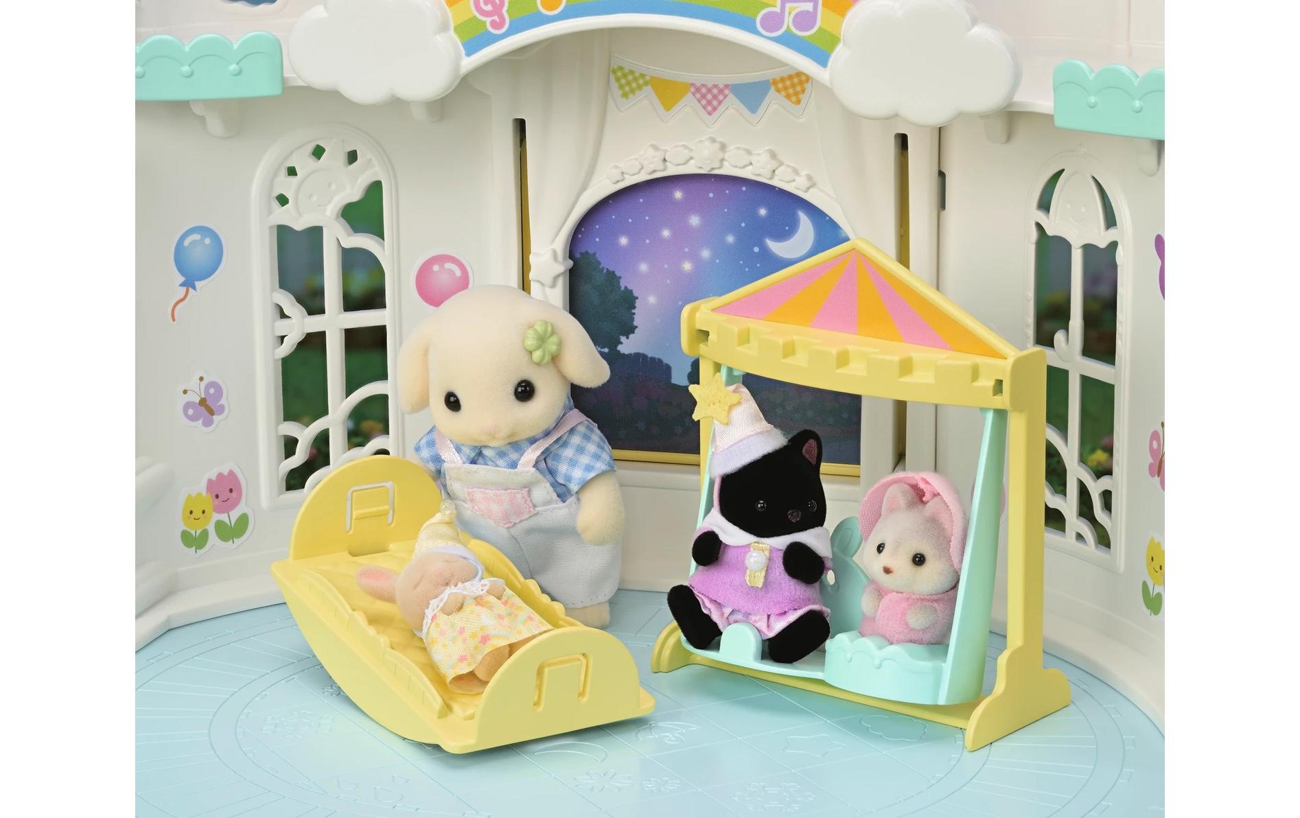 Sylvanian Families Spielfigur »Sonnenschloss Erlebniskindergarten«