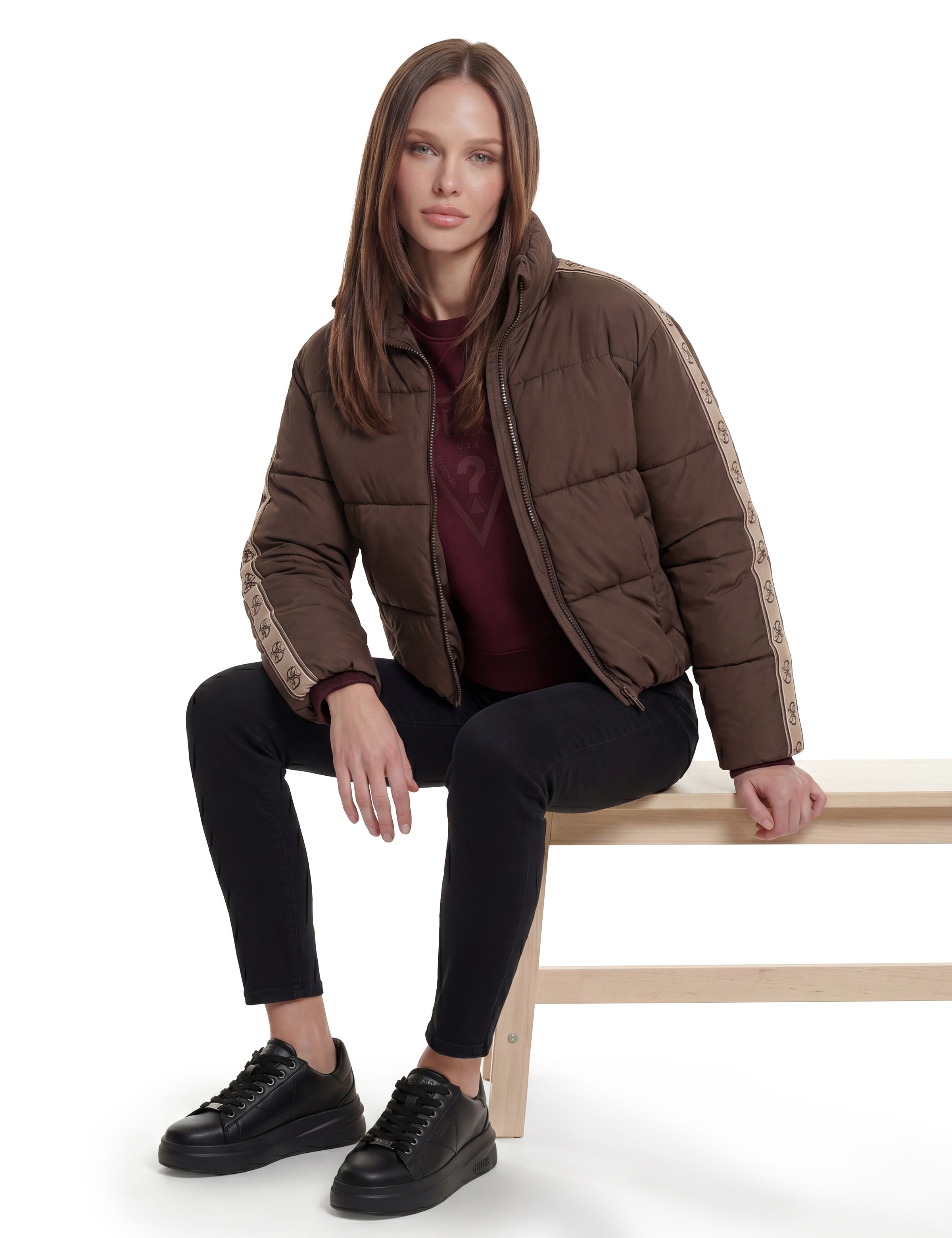Guess Sweatshirt »NEW CN BASIC TRIANGLE«, mit tonalem Logodruck, Baumwollmix
