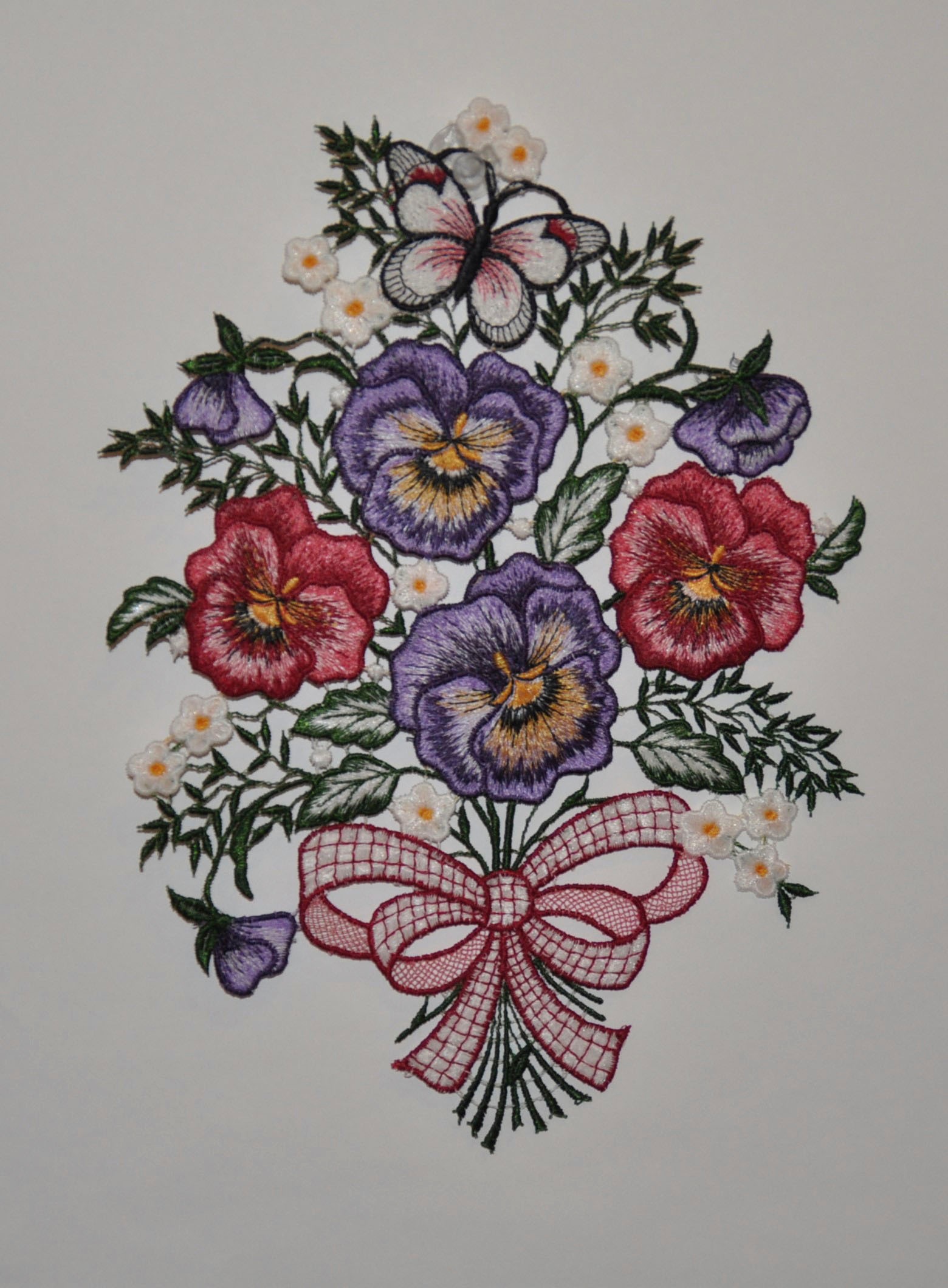 Image of Stickereien Plauen Fensterbild "Veilchen"