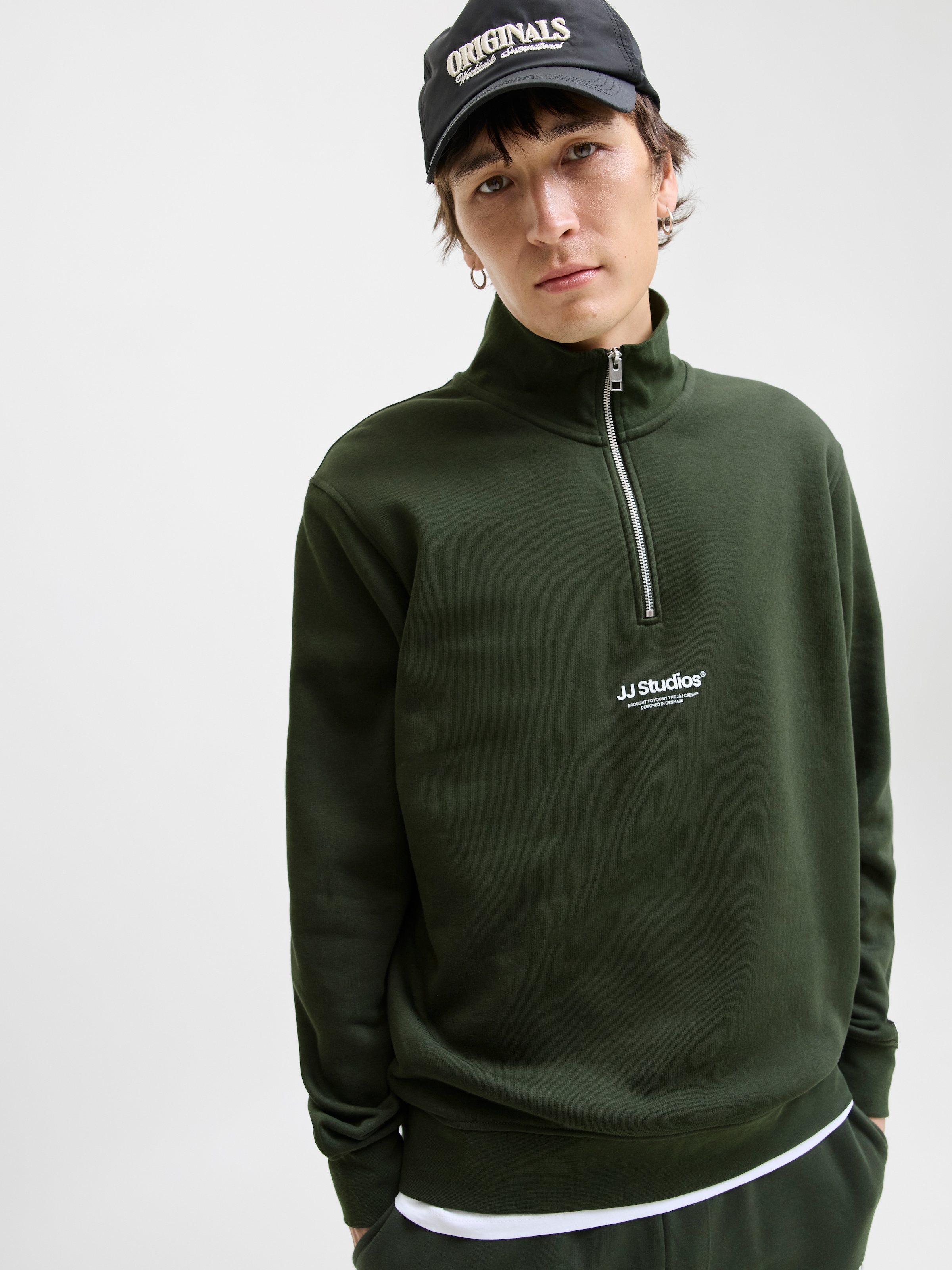 Jack & Jones Sweatshirt »JJESOHO SWEAT QUARTER ZIP HN NOOS«, Baumwollmischung, relaxed fit

