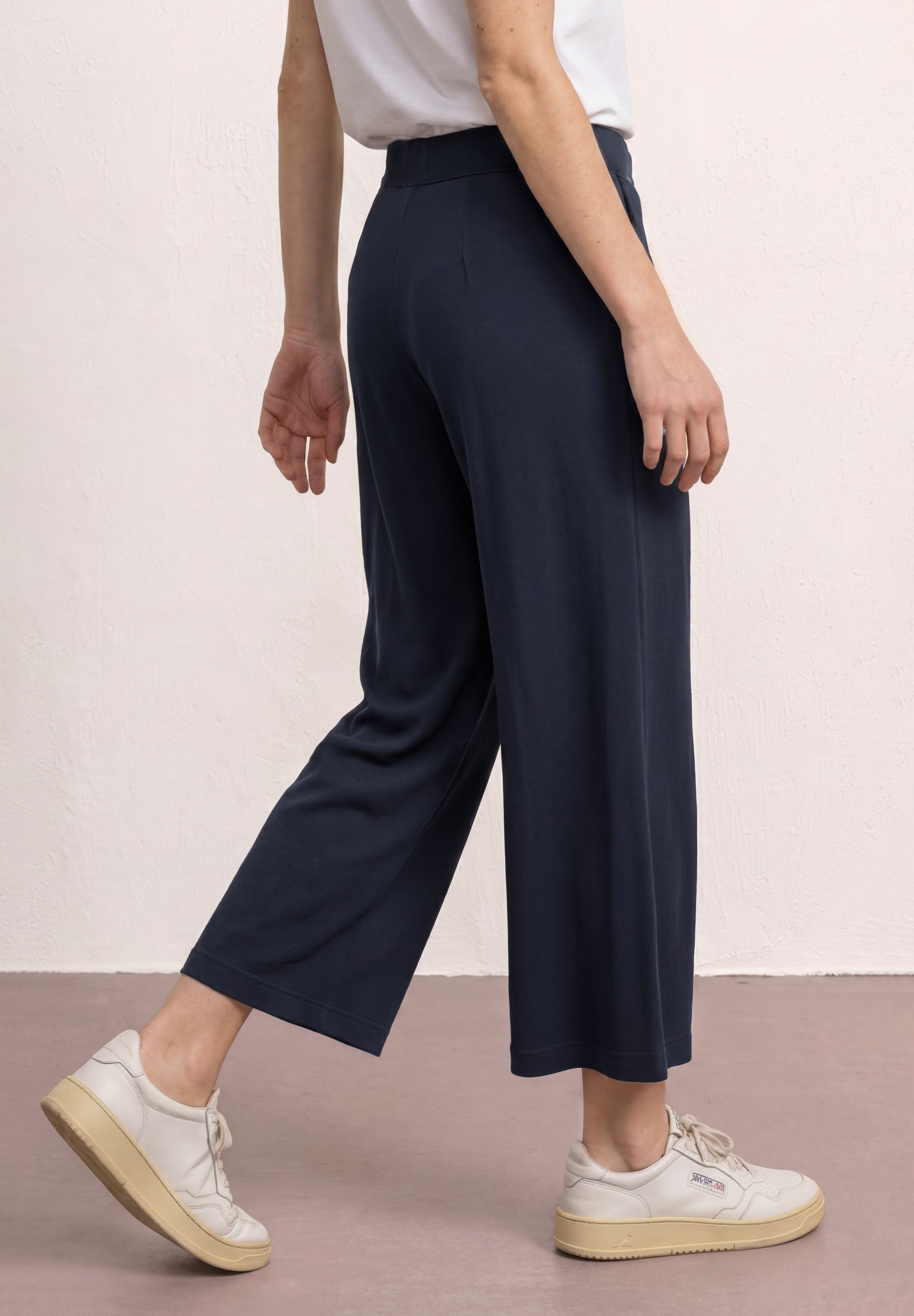 STREET ONE Pantalon en tissu »Style Emee«  en coupe loose