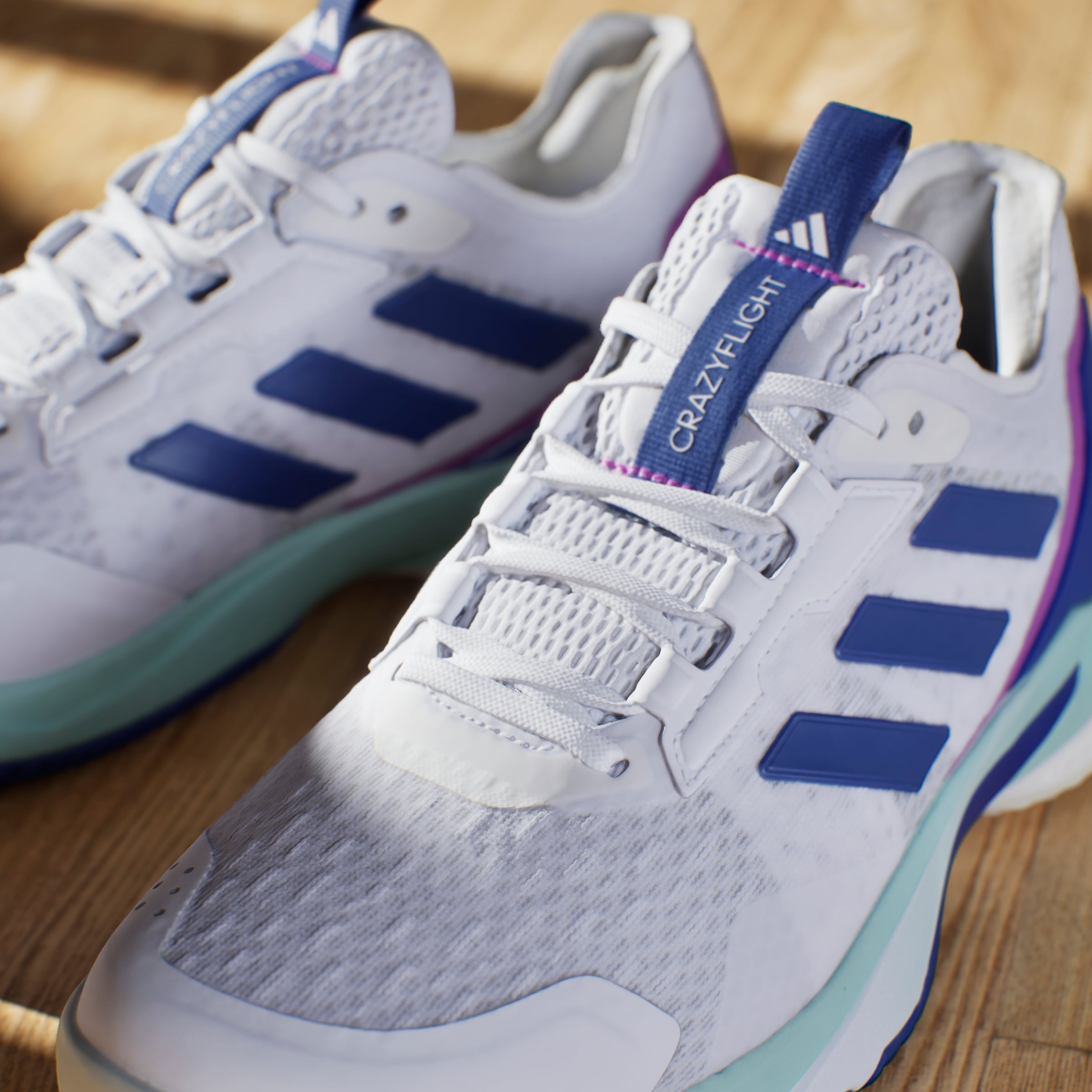 adidas Performance Indoorschuh »CRAZYFLIGHT 5 INDOOR«, besonders geeignet für Volleyball und Handball