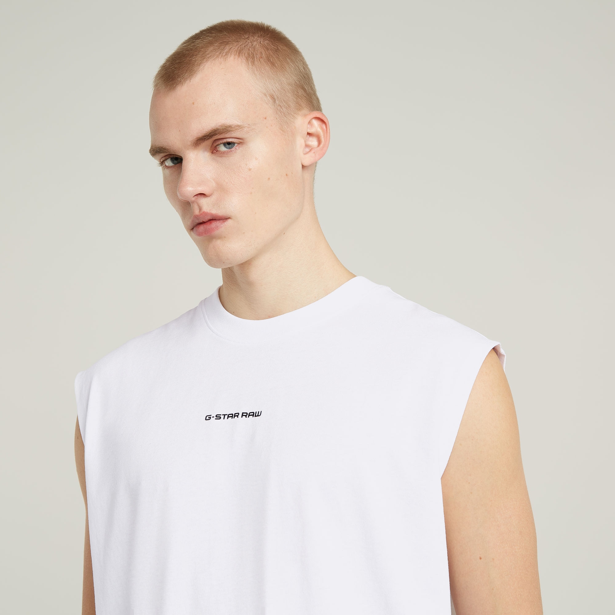 G-STAR Rundhalsshirt »Boxy« ärmellos, Logoschriftzug