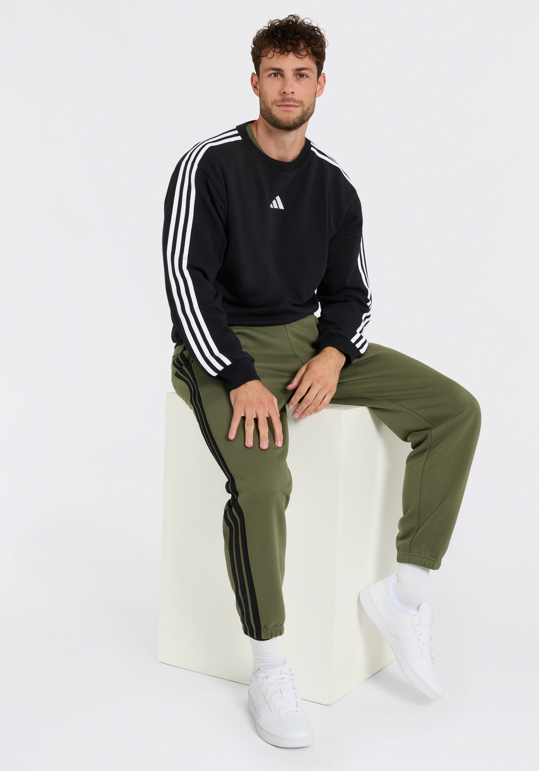 adidas Sportswear Sweat-shirt »M 3S FT SWT«
