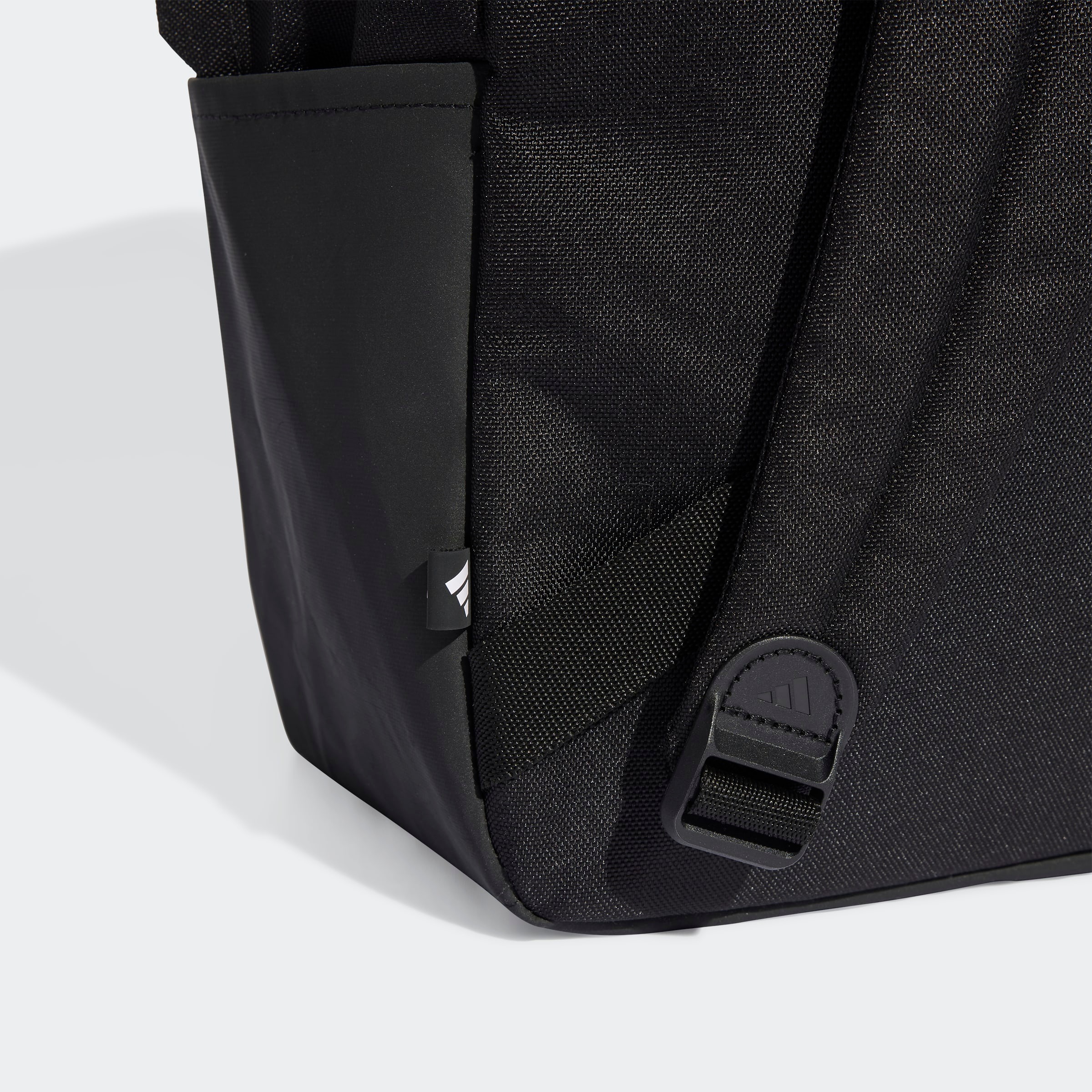adidas Performance Rucksack »ADIDAS CLASSIC TAPE« für Erwachsene, sportlich und stilvoll, mehrere Fächer und Taschen
