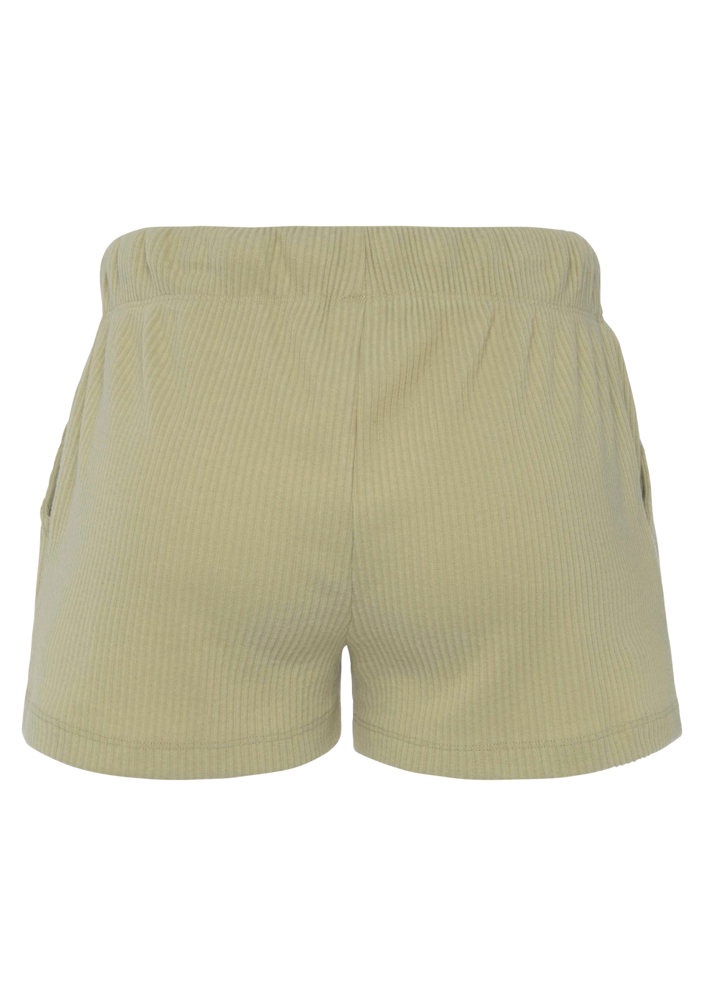 s.Oliver Sweatshorts, Kurze Hose aus Ripp-Qualität mit seitlichen Taschen, Loungewear