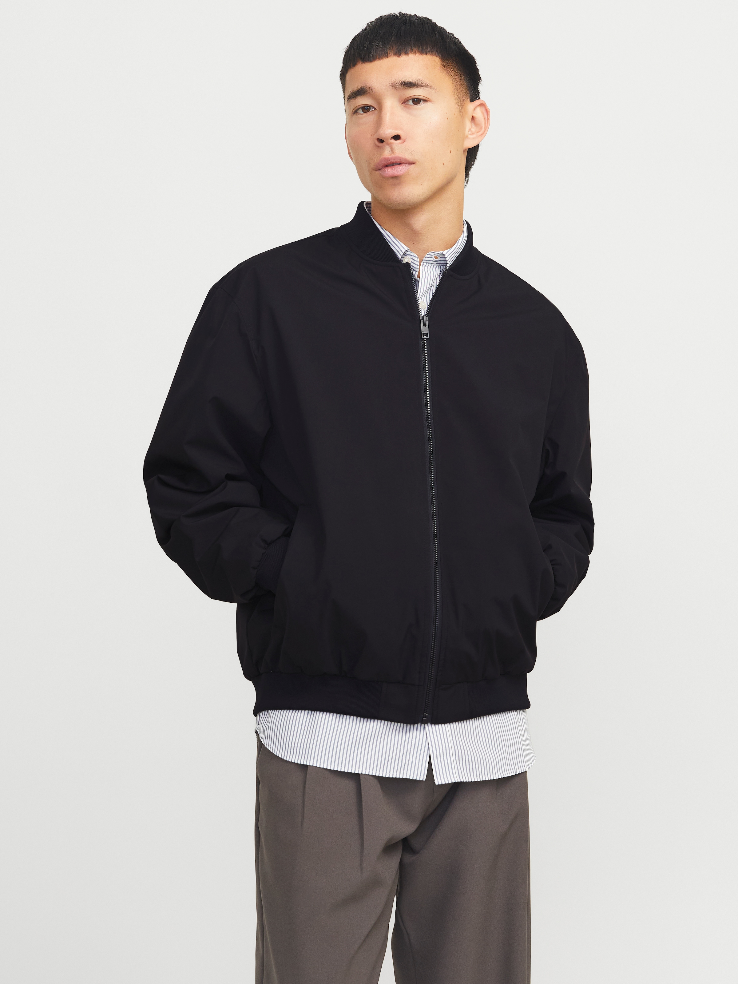 Image of Jack & Jones Bomberjacke "JJECHARGE BOMBER JACKET NOOS" ohne Kapuze mit Rippbündchen