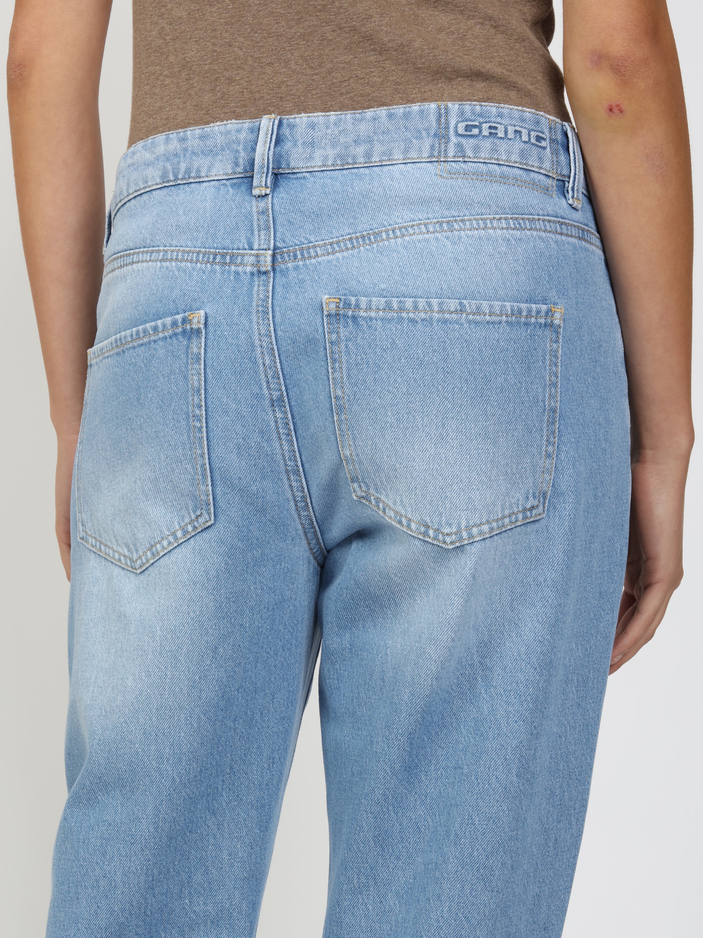 GANG Straight-Jeans »94THELMA« mit Detail oberhalb der Münztasche