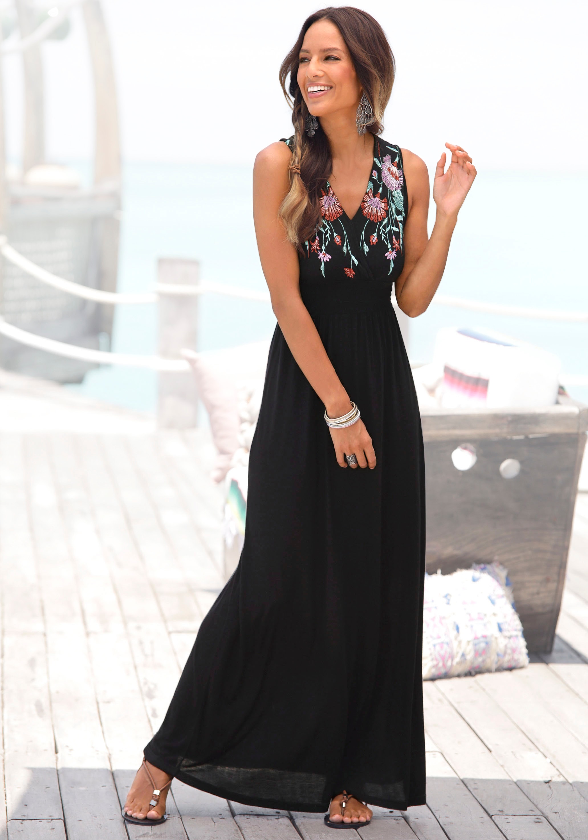 Image of Buffalo Maxikleid "mit Druck am Vorderteil und Bindeband hinten" langes Sommerkleid, Jerseykleid, Boho-Kleid, casual-chic