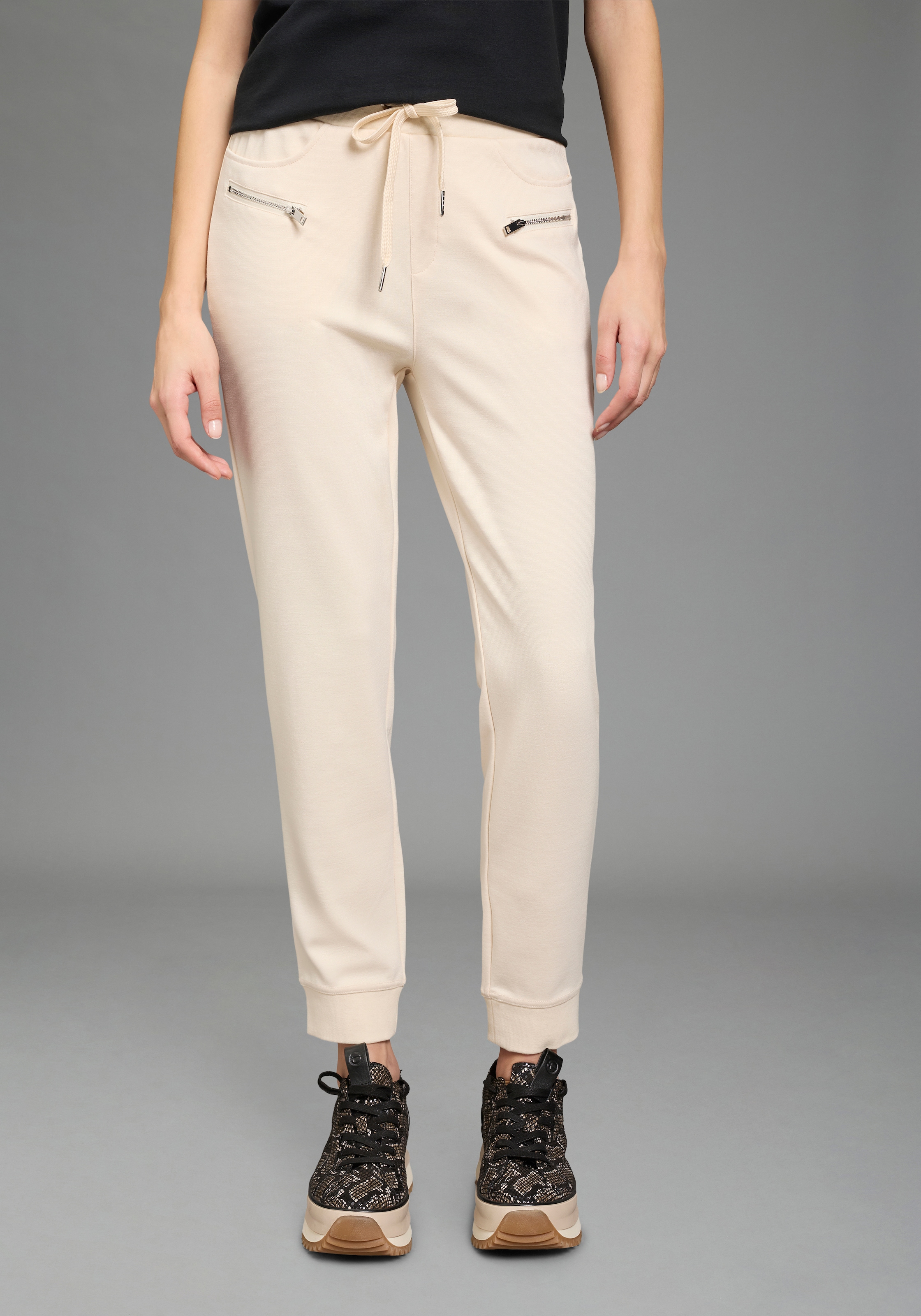 Bruno Banani Pantalon en jersey  figurbetonte Passform, knöchellang mit Rippbündchen